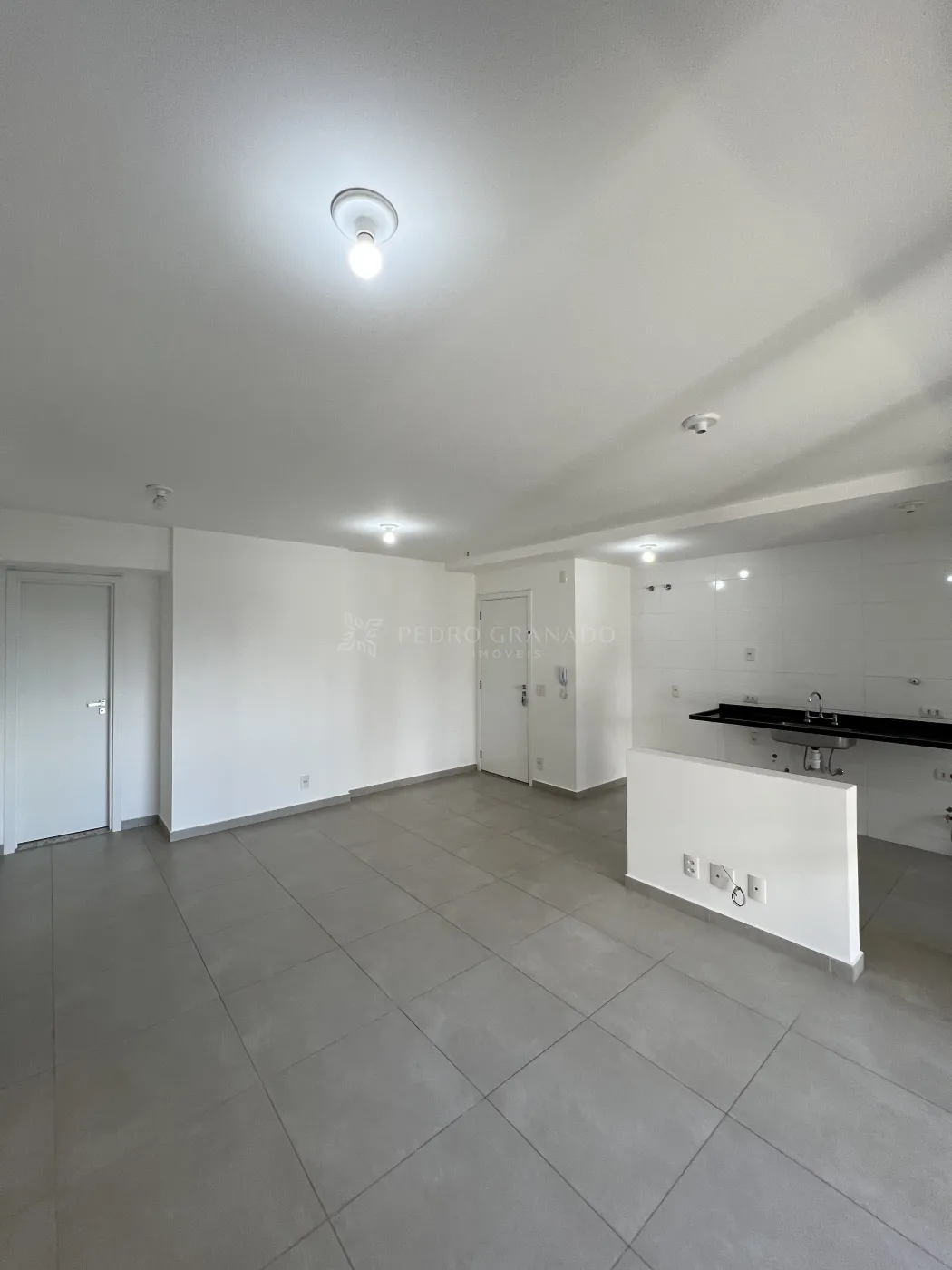 Apartamento para alugar em Zona 03, Maringá — Portal Chave Fácil