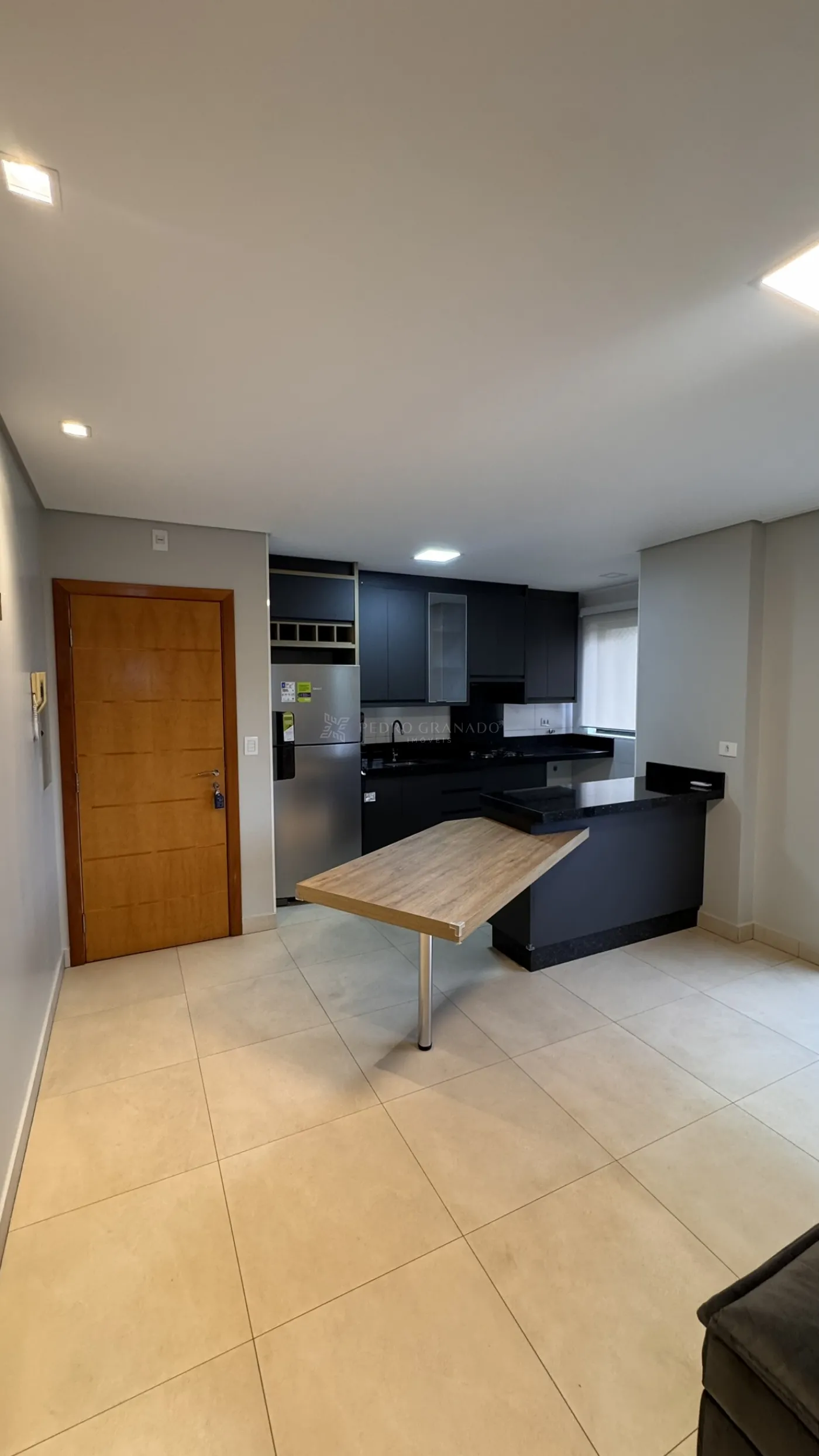 Apartamento para alugar em Zona 07, Maringá — Portal Chave Fácil