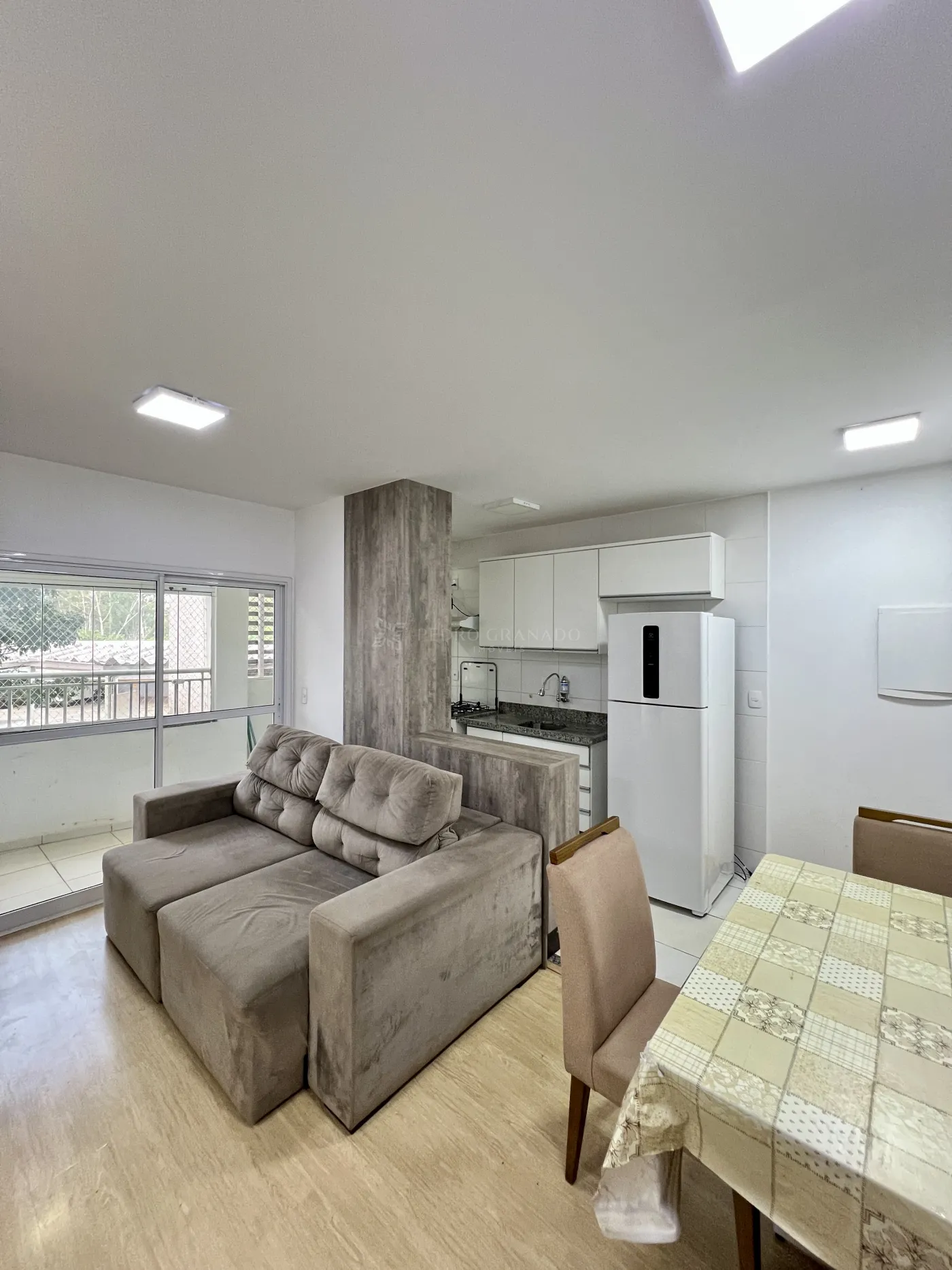 Apartamento para alugar em Zona 02, Maringá — Portal Chave Fácil