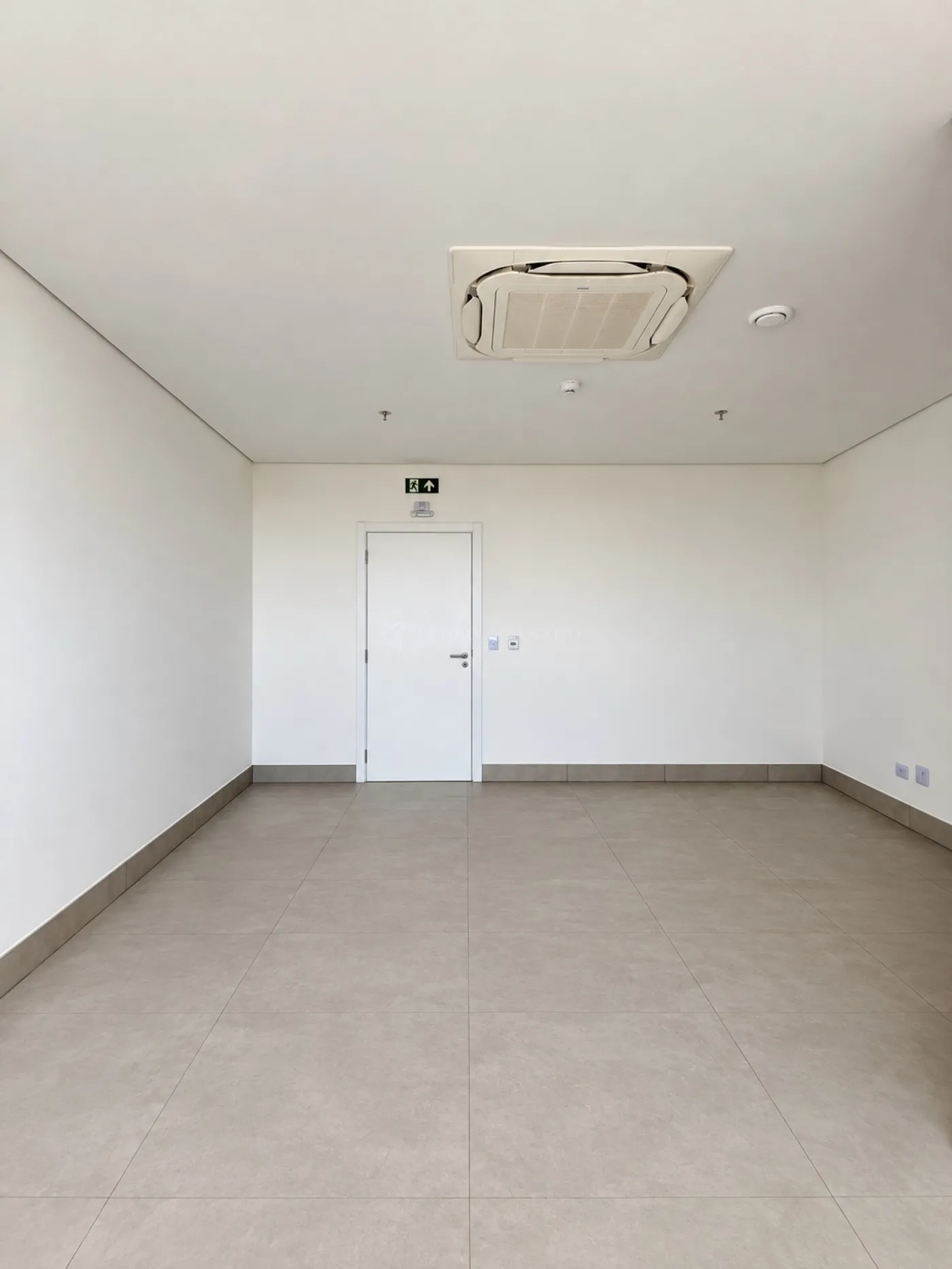 Prédio/Edifício para alugar em Recanto Dos Magnatas, Maringá — Portal Chave Fácil