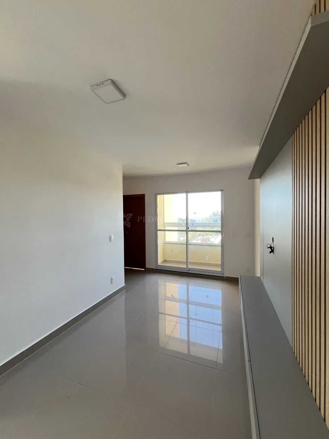 Apartamento para alugar em Zona 07, Maringá — Portal Chave Fácil