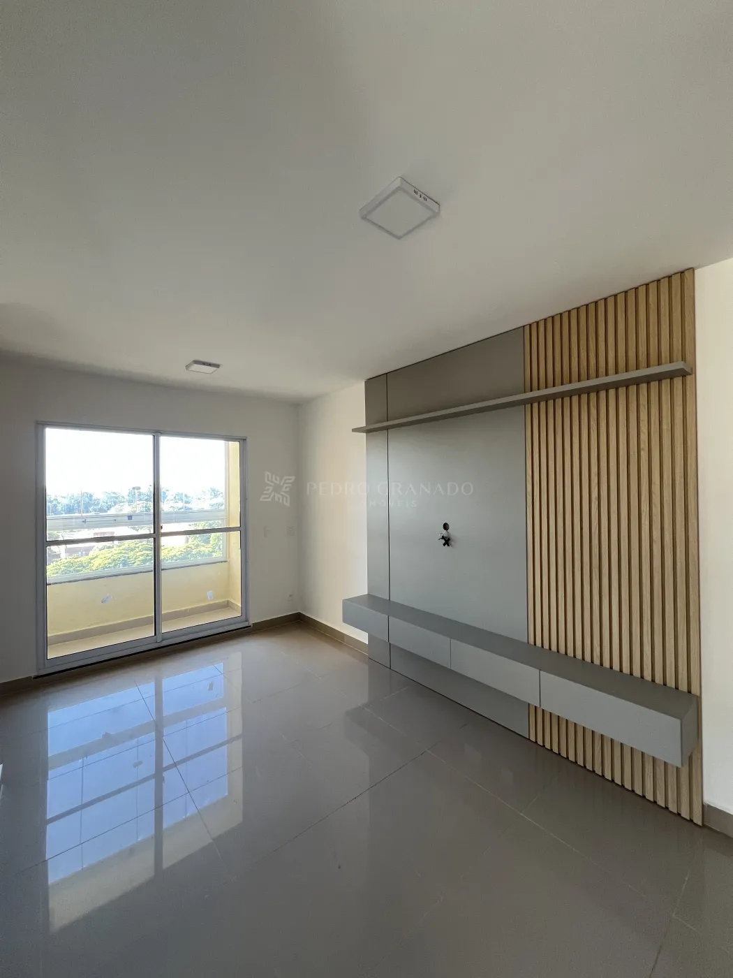 Apartamento para alugar em Zona 07, Maringá — Portal Chave Fácil