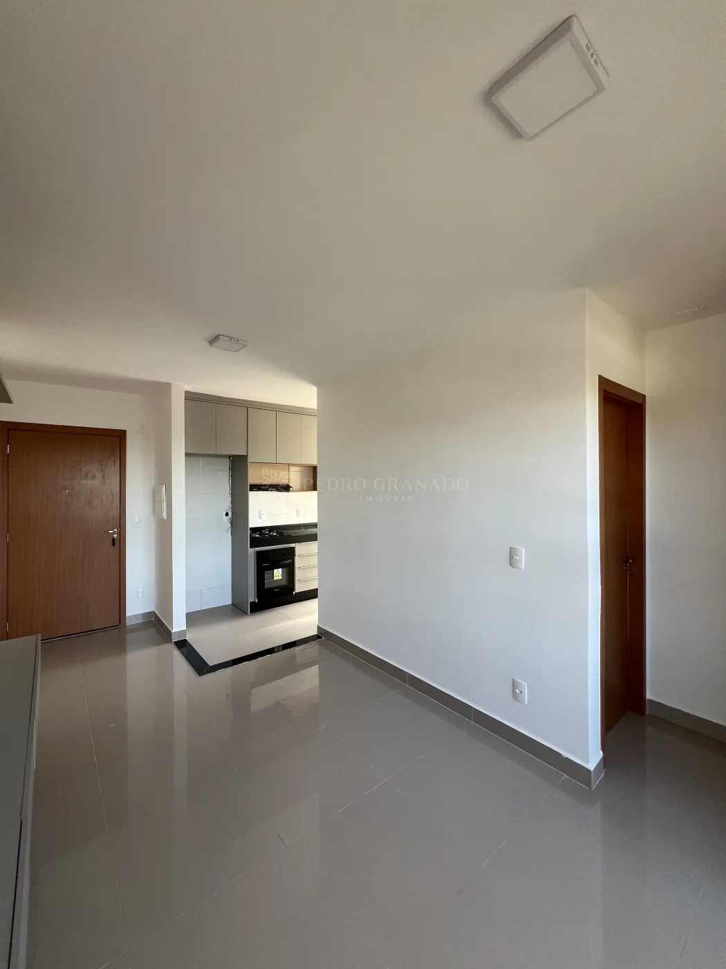 Apartamento para alugar em Zona 07, Maringá — Portal Chave Fácil