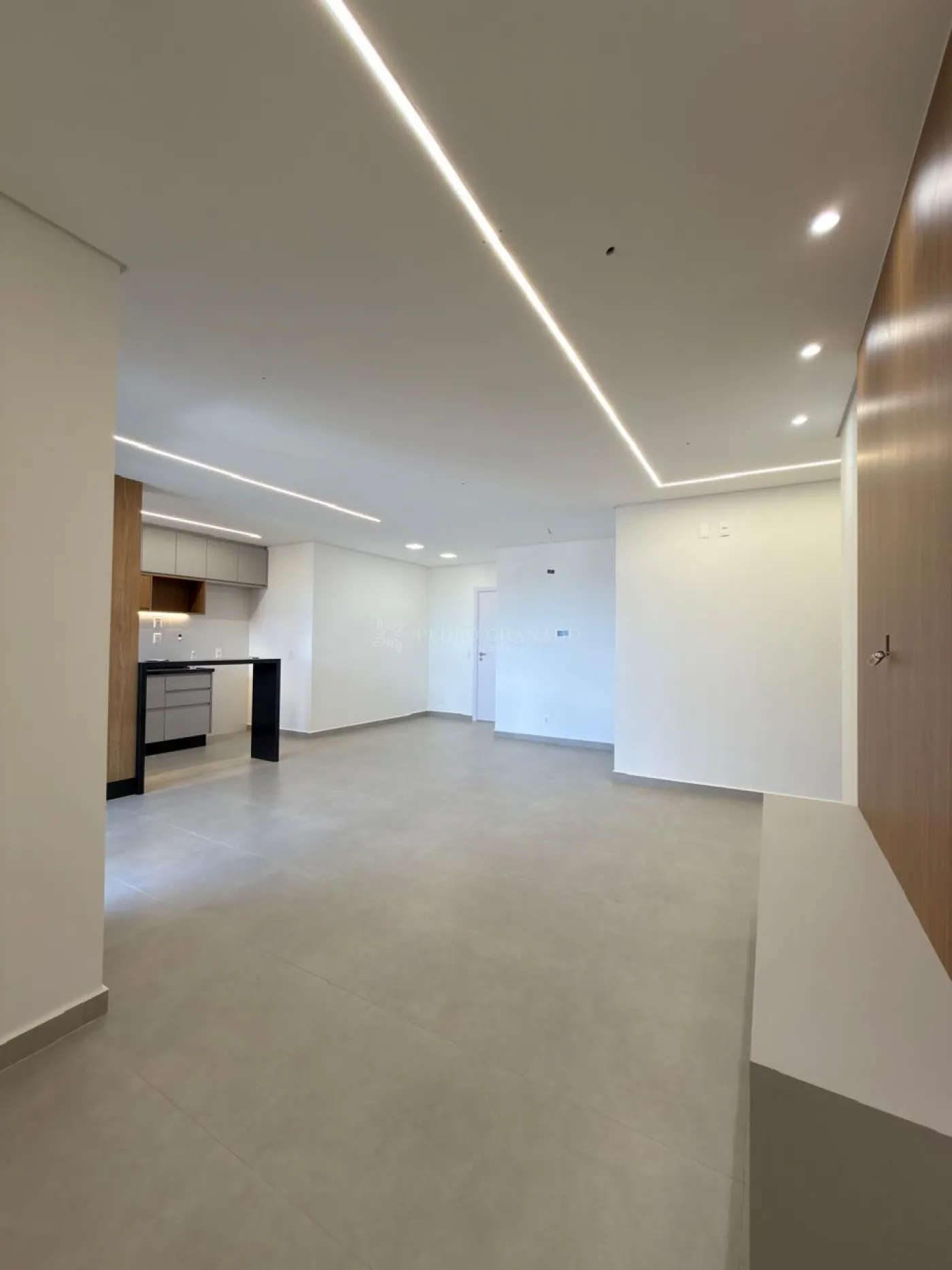 Apartamento à venda em Zona 08, Maringá — Portal Chave Fácil