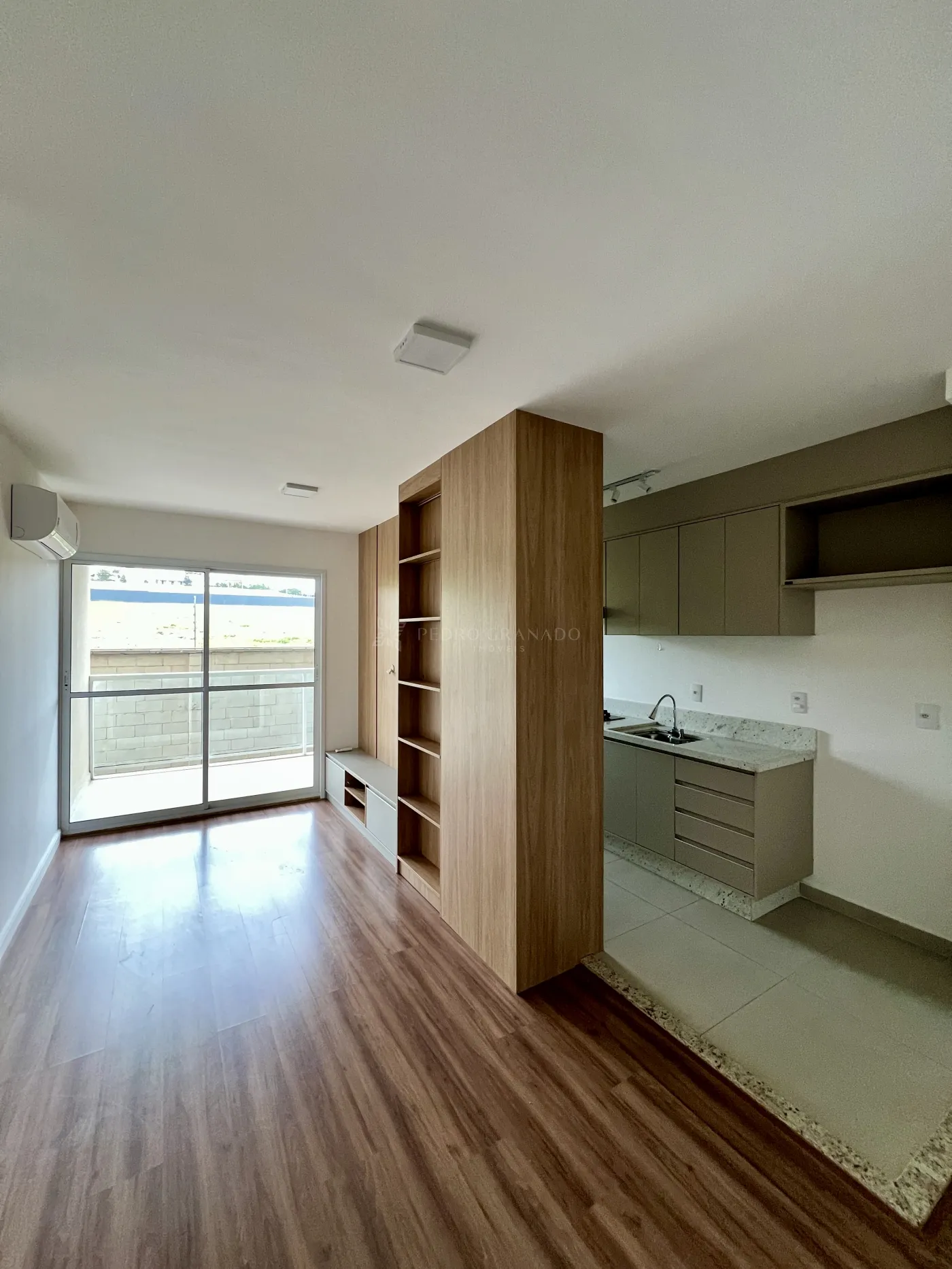 Apartamento para alugar em Zona 08, Maringá — Portal Chave Fácil