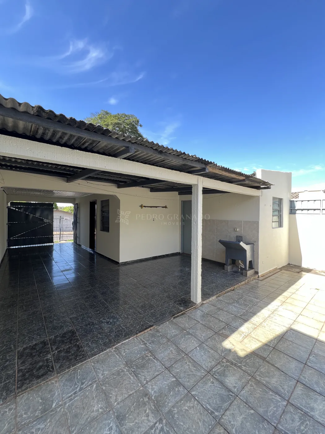 Casa para alugar em Conjunto Residencial Ney Braga, Maringá — Portal Chave Fácil