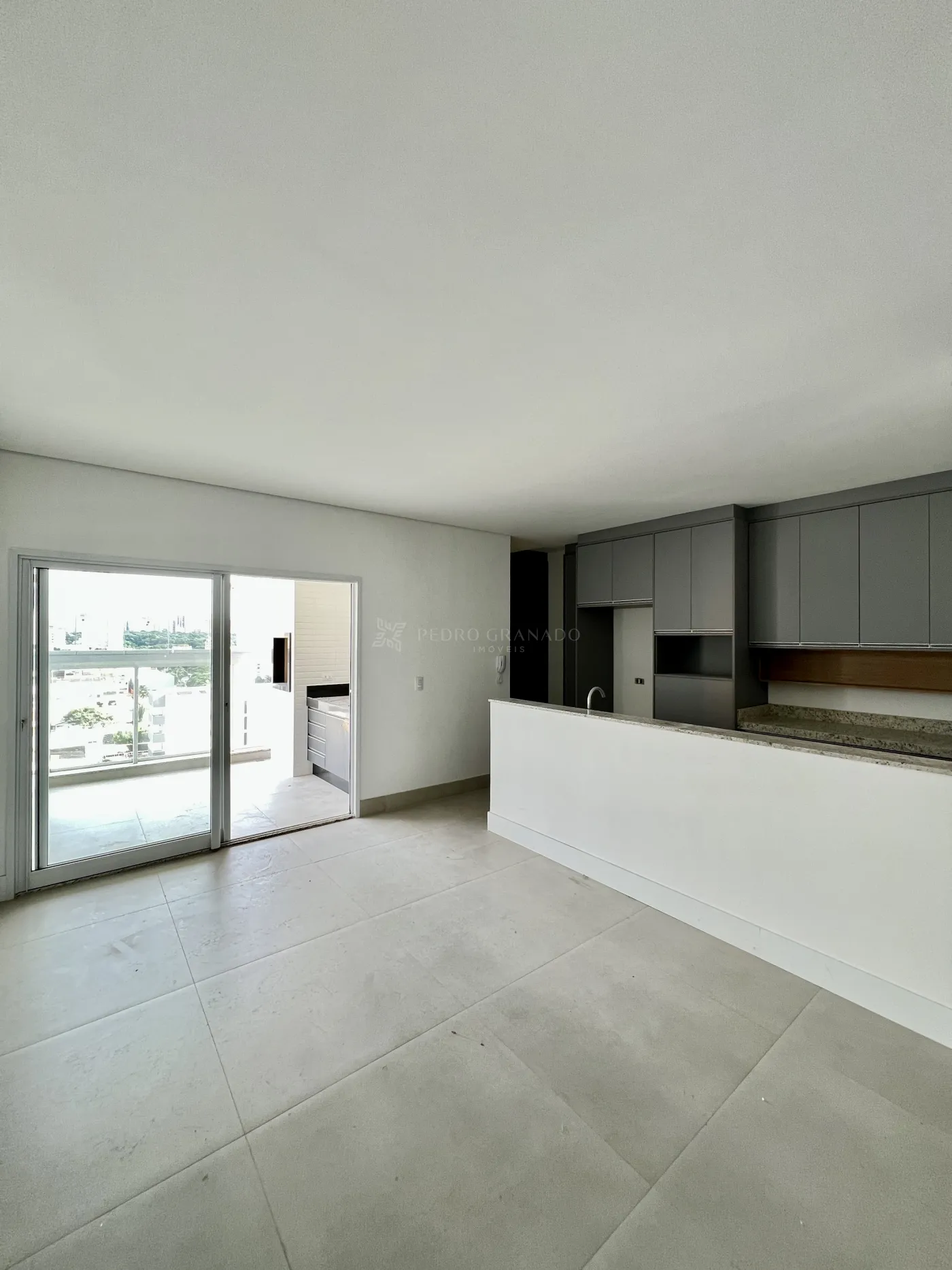 Apartamento para alugar em Vila Bosque, Maringá — Portal Chave Fácil