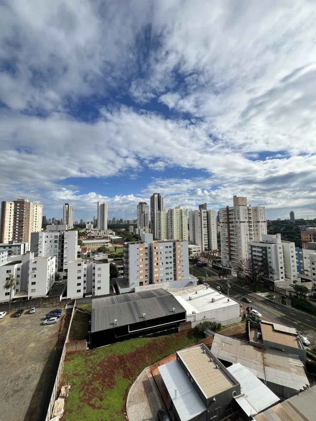 Apartamento para alugar em Vila Bosque, Maringá — Portal Chave Fácil