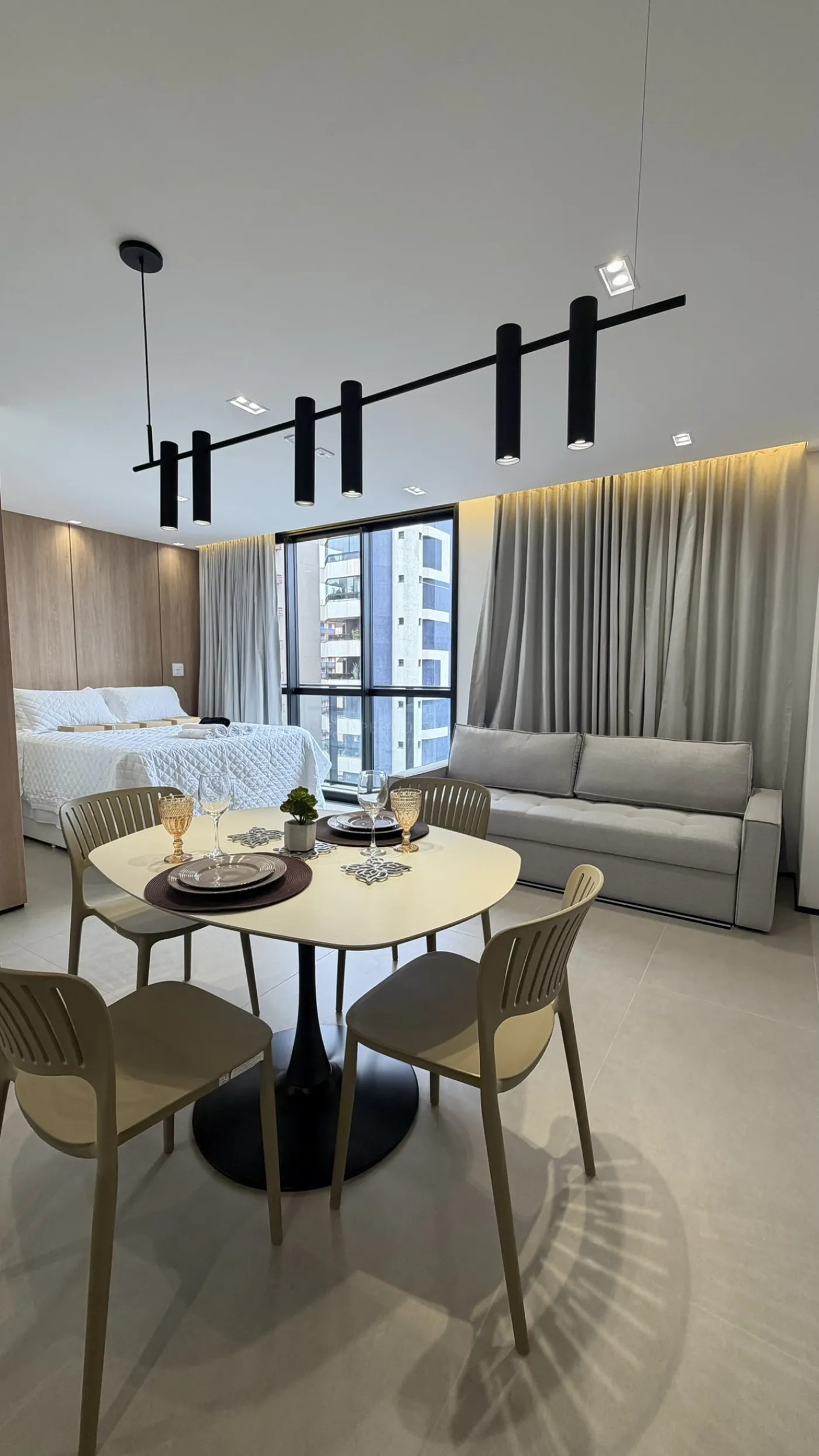 Apartamento para alugar em Zona 01, Maringá — Portal Chave Fácil