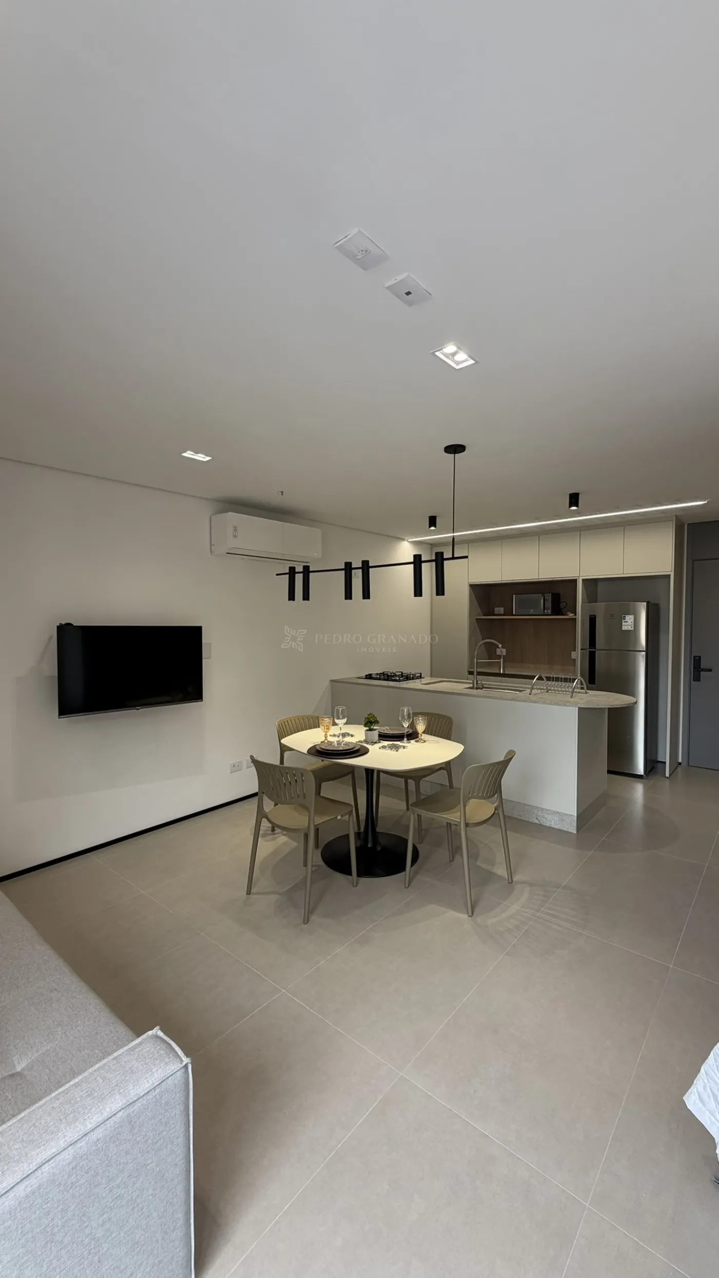 Apartamento para alugar em Zona 01, Maringá — Portal Chave Fácil