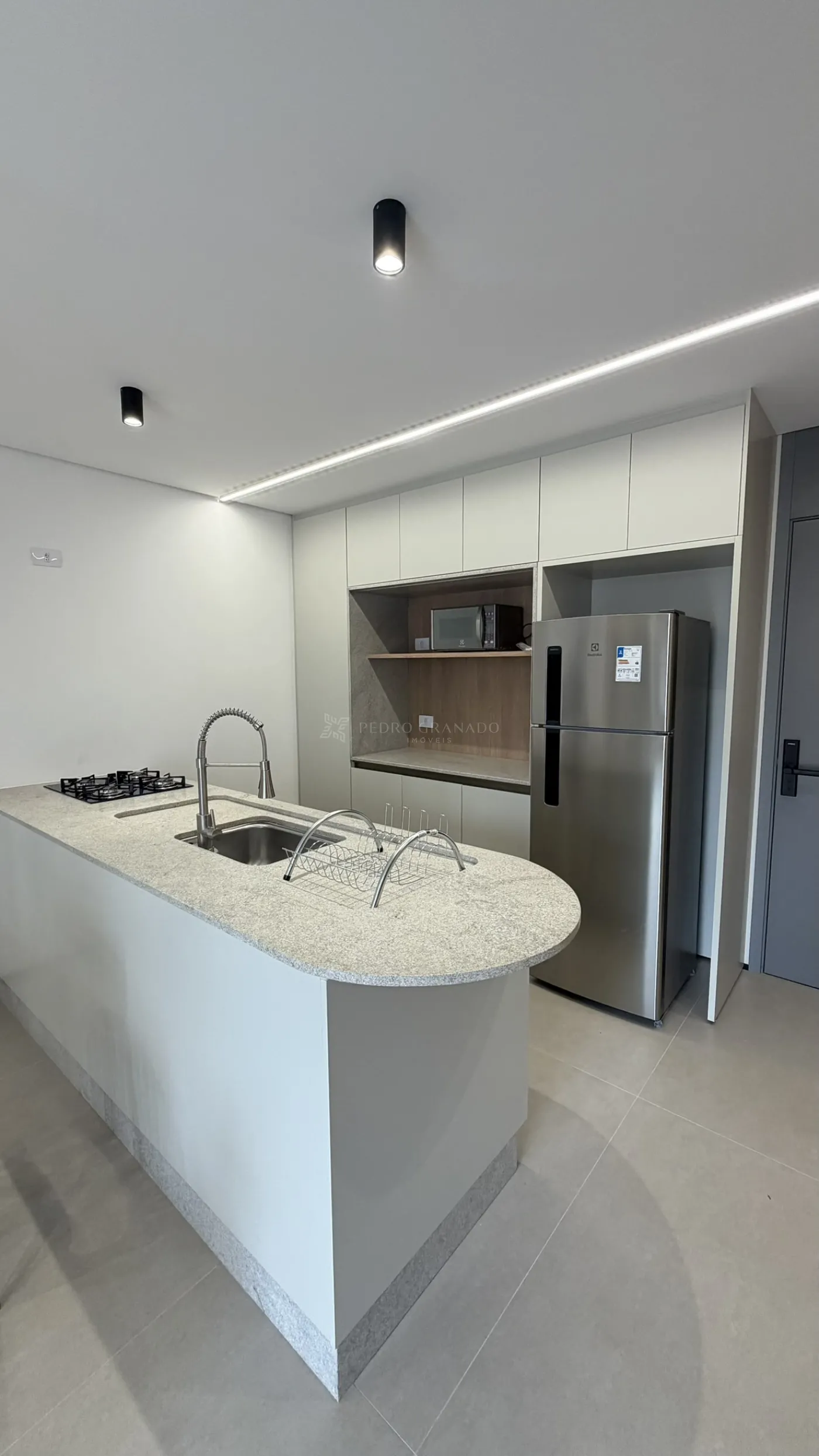Apartamento para alugar em Zona 01, Maringá — Portal Chave Fácil