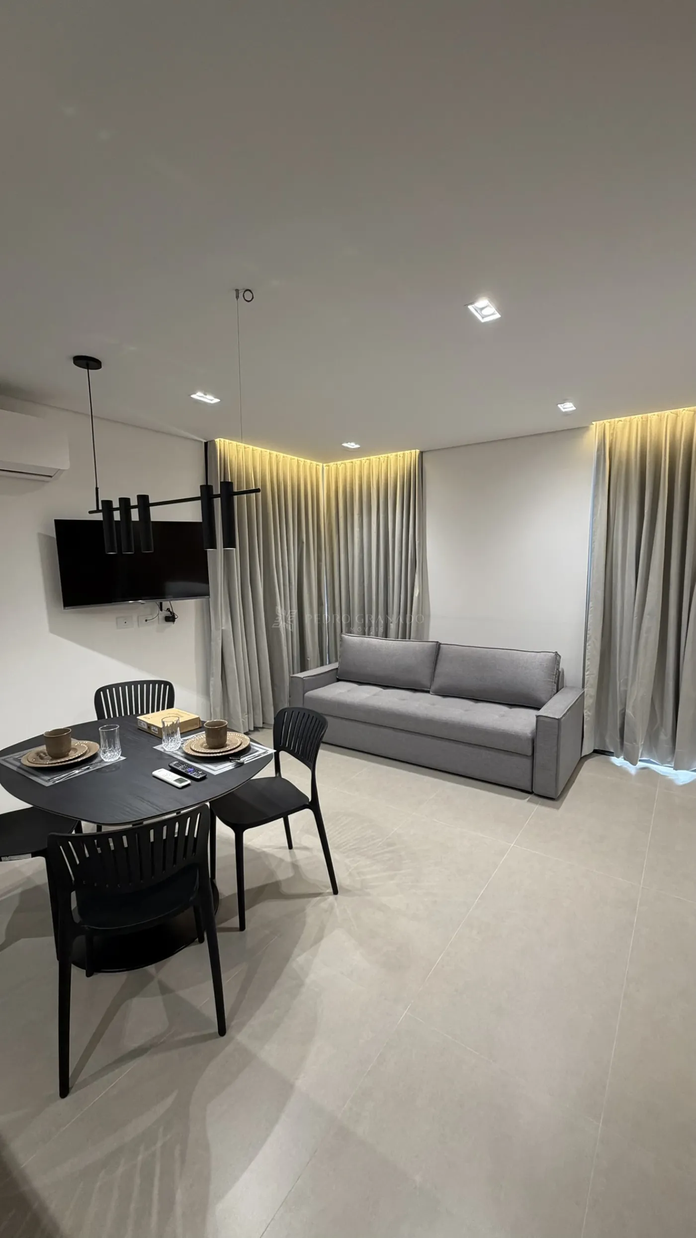 Apartamento para alugar em Zona 01, Maringá — Portal Chave Fácil