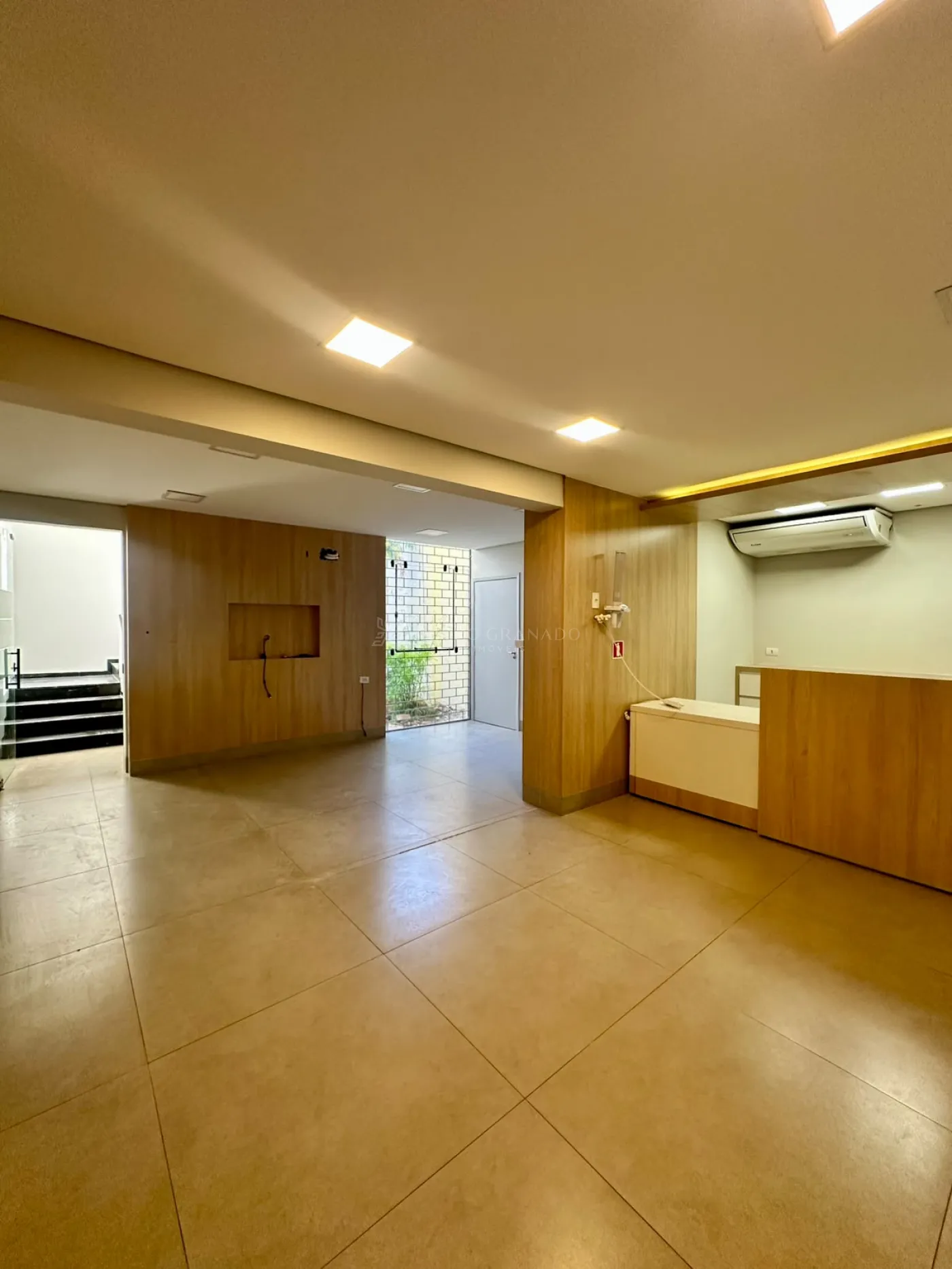 Edifício para alugar em Zona 02, Maringá — Portal Chave Fácil