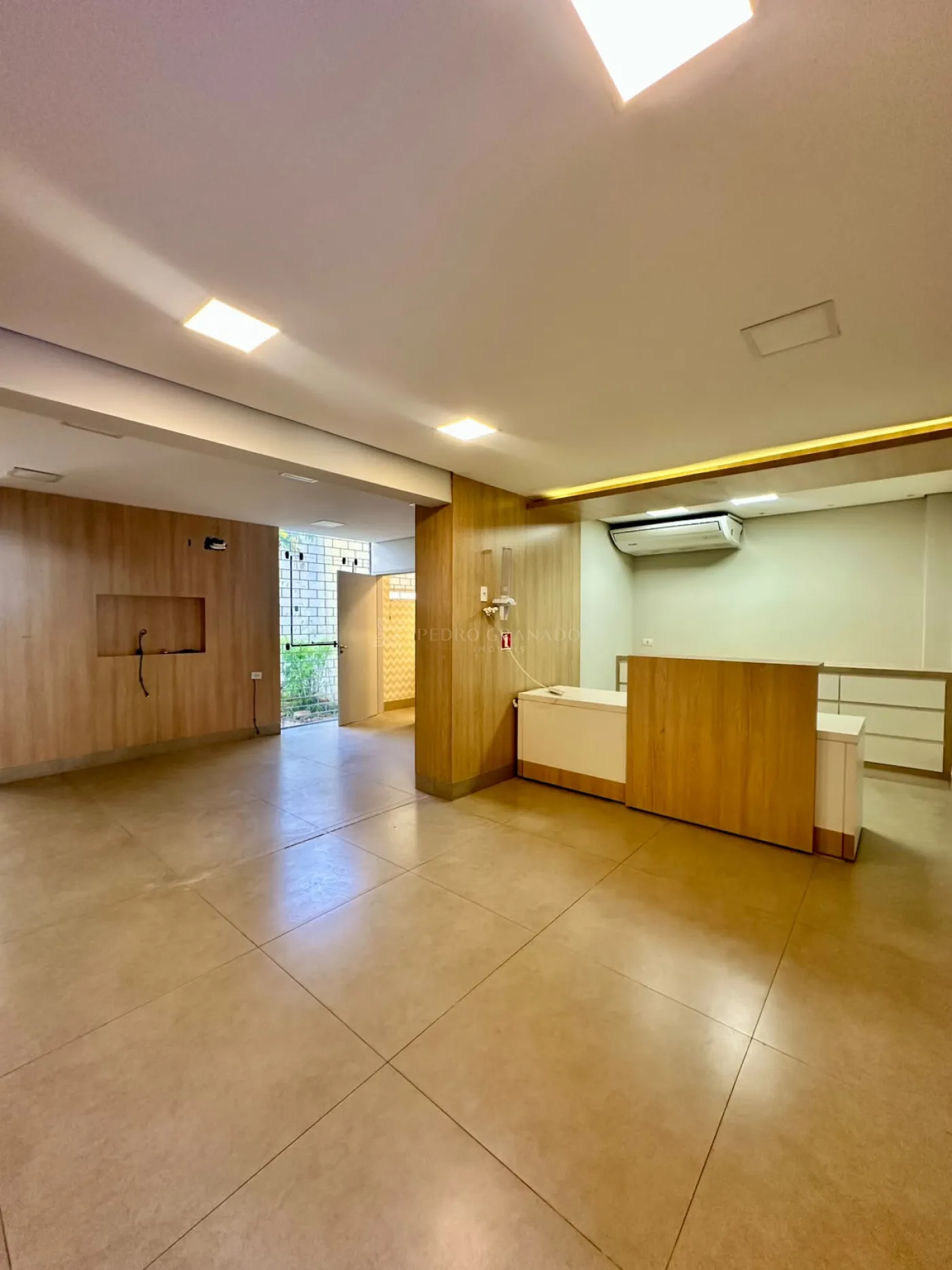 Edifício para alugar em Zona 02, Maringá — Portal Chave Fácil