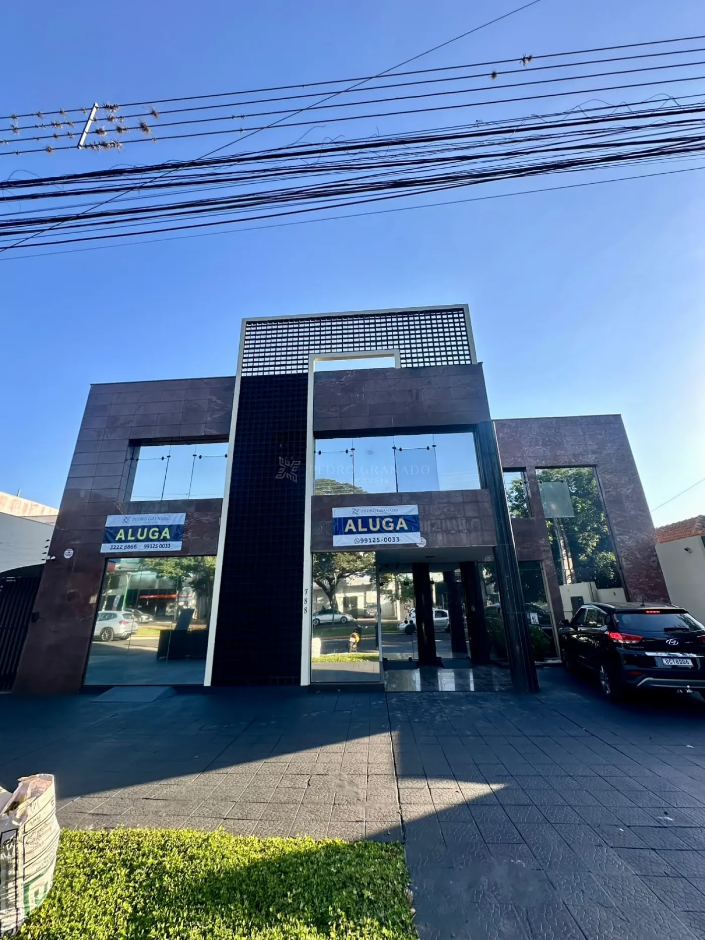 Edifício para alugar em Zona 02, Maringá — Portal Chave Fácil