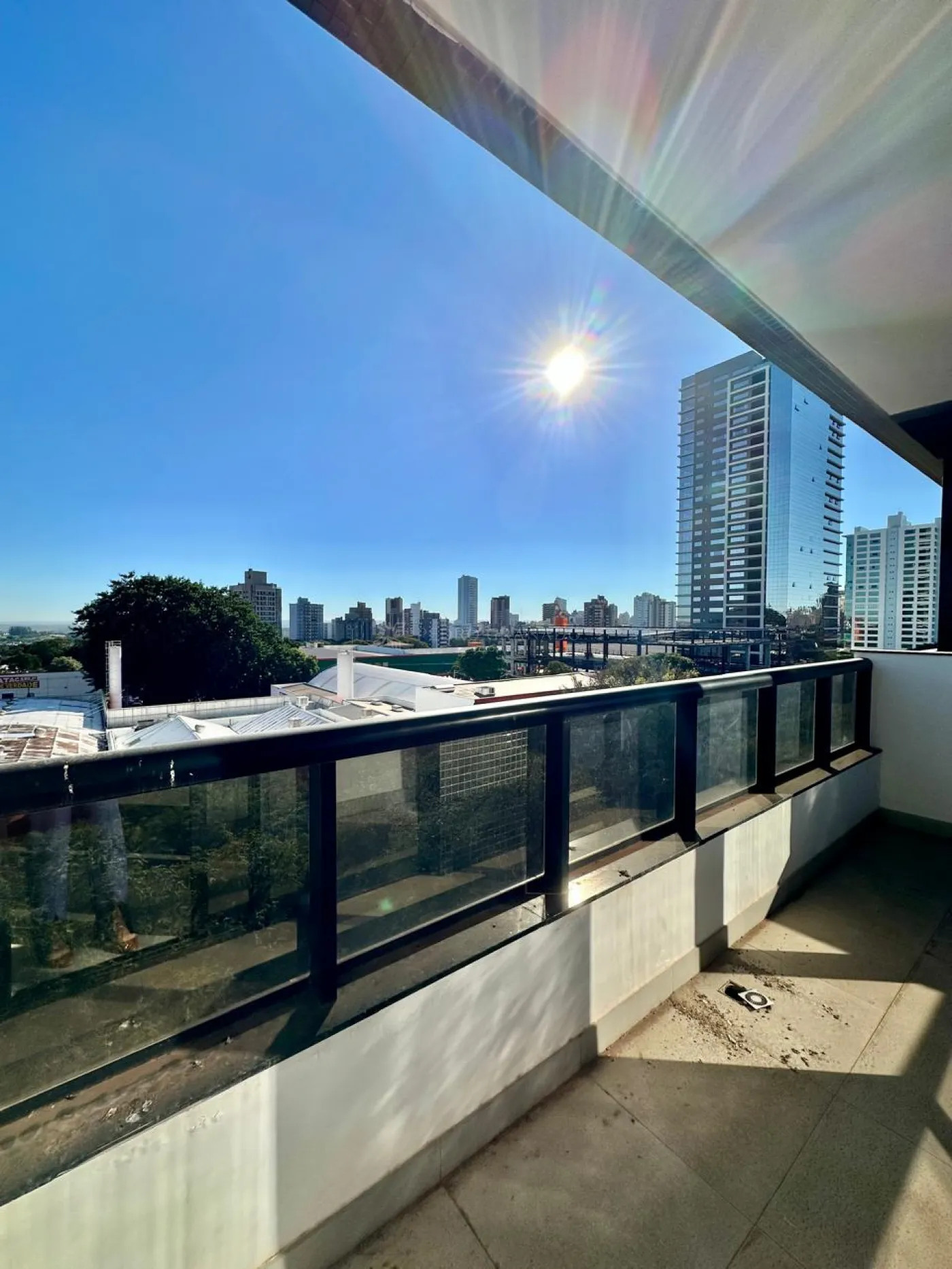 Edifício para alugar em Zona 01, Maringá — Portal Chave Fácil