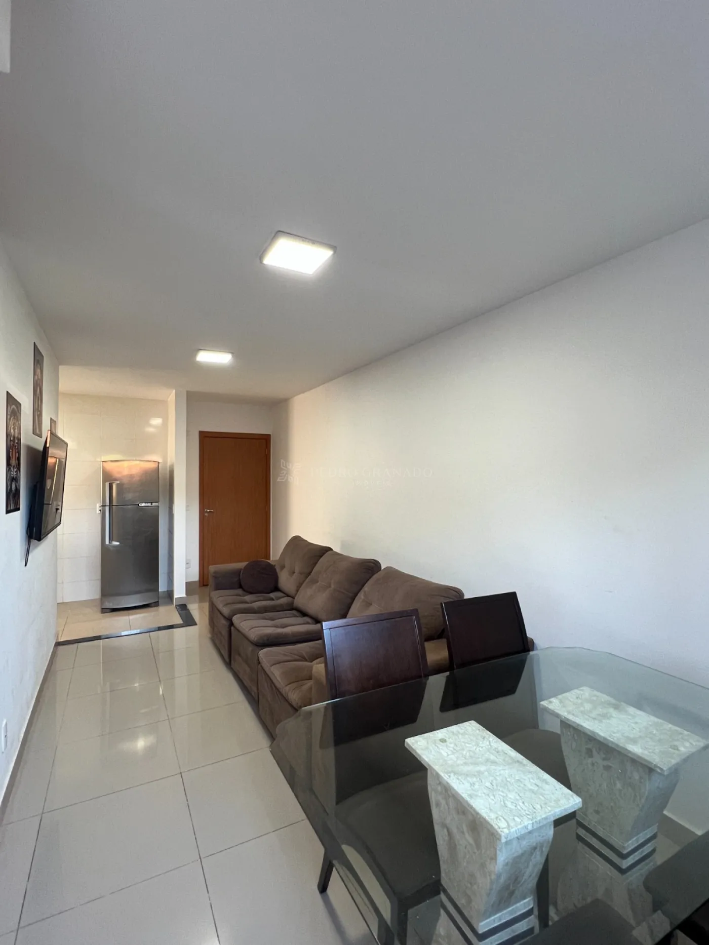 Apartamento para alugar em Zona 07, Maringá — Portal Chave Fácil