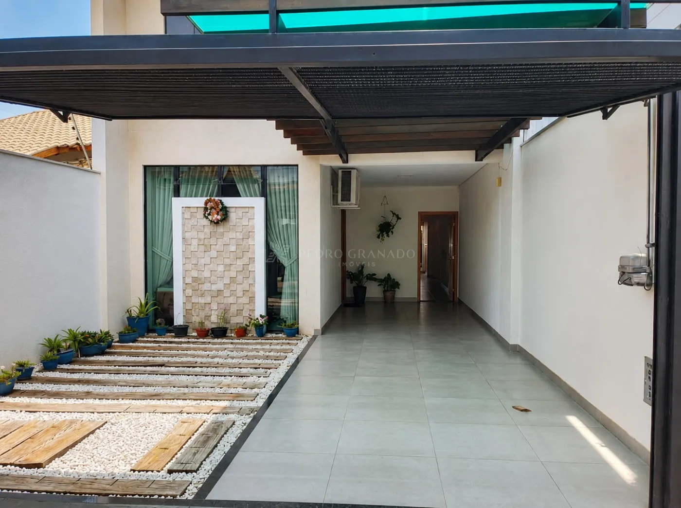 Sobrado à venda em Jardim Higienópolis, Maringá — Portal Chave Fácil