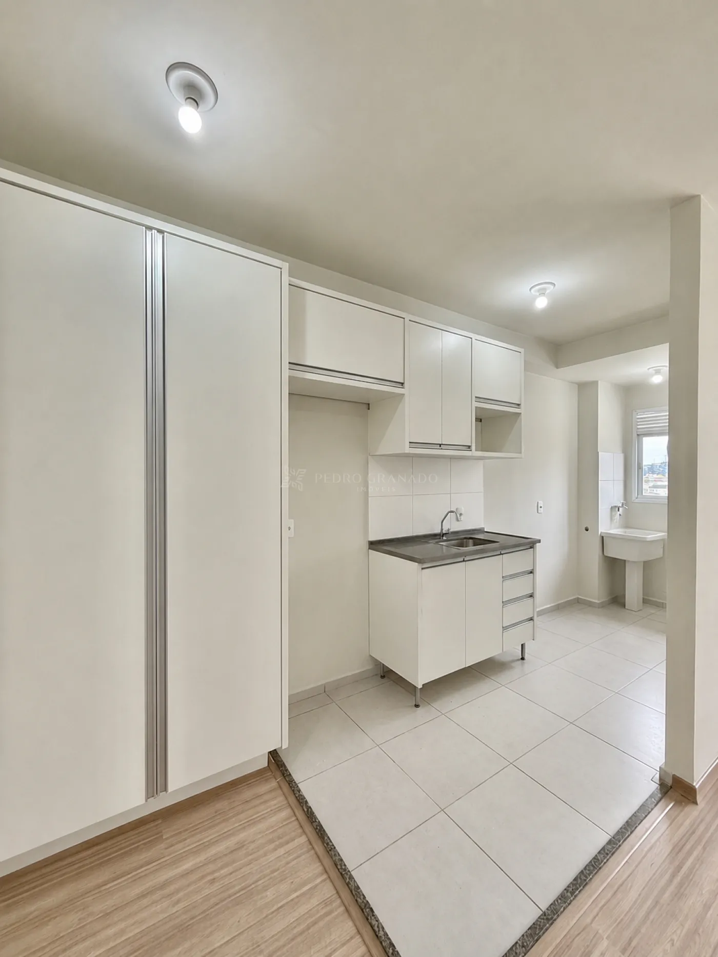 Apartamento para alugar em Jardim Tropical, Maringá — Portal Chave Fácil