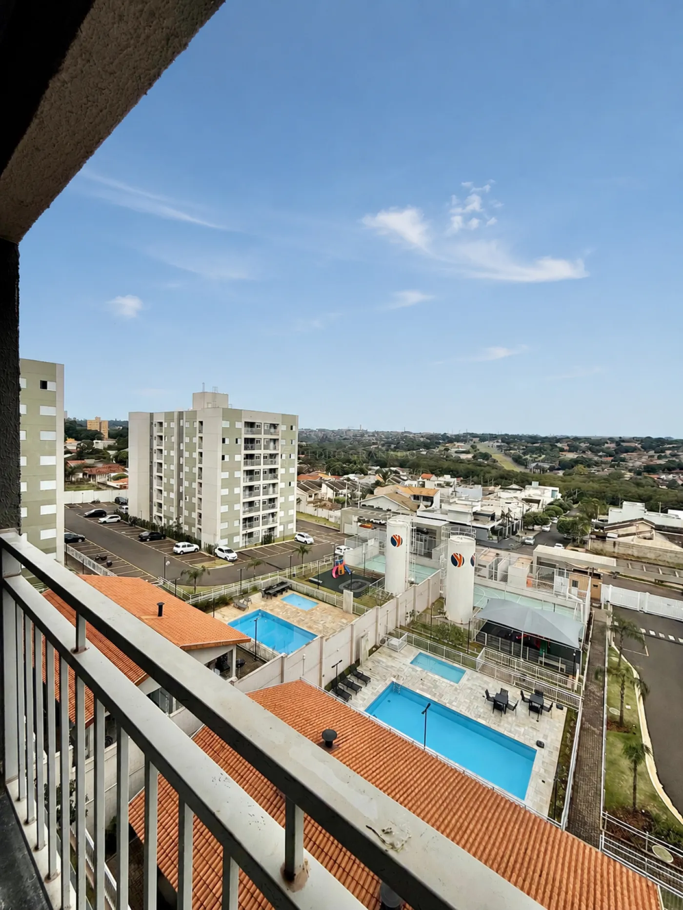 Apartamento para alugar em Jardim Tropical, Maringá — Portal Chave Fácil