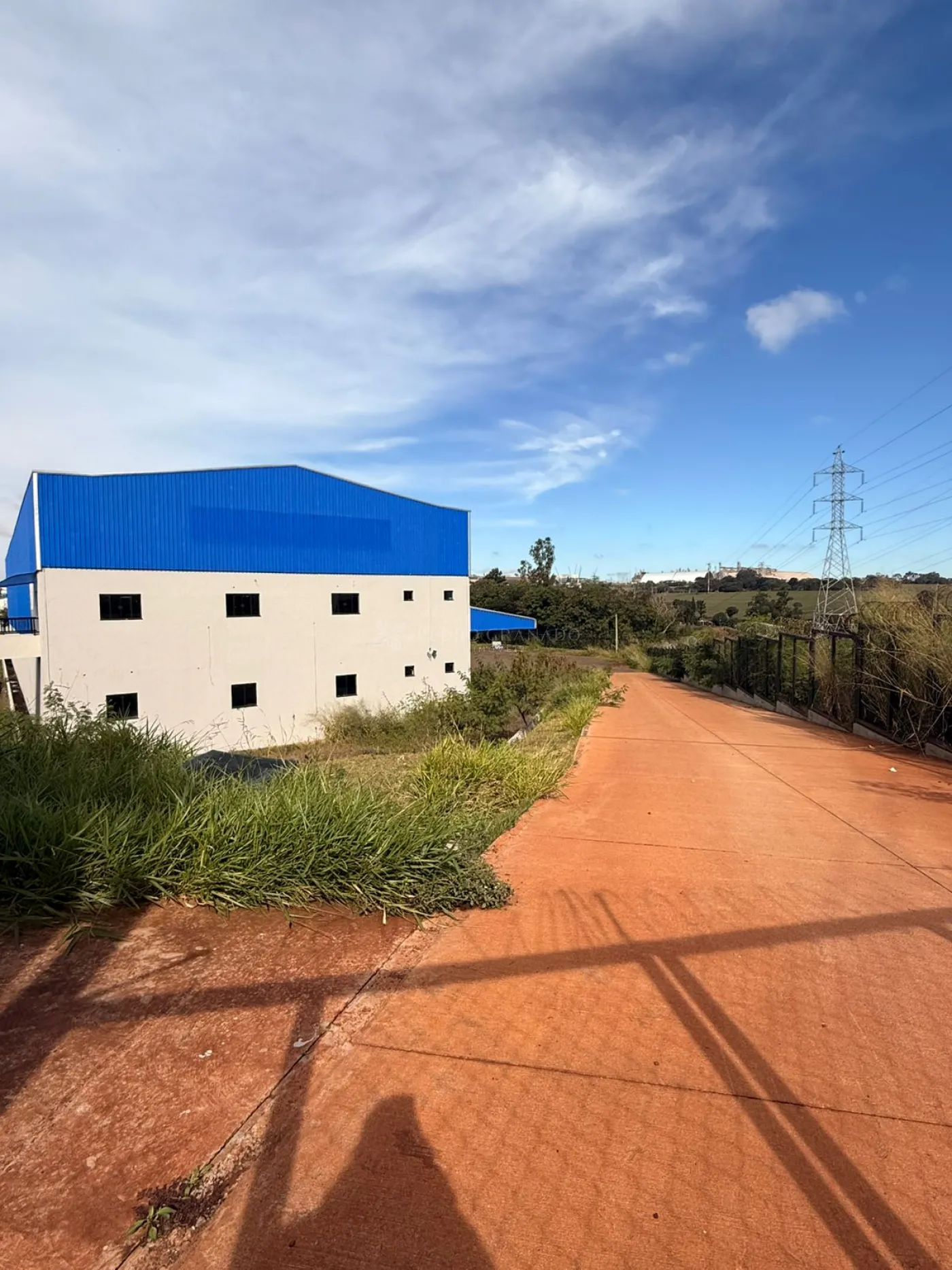 Edifício para alugar em Cidade Industrial, Maringá — Portal Chave Fácil