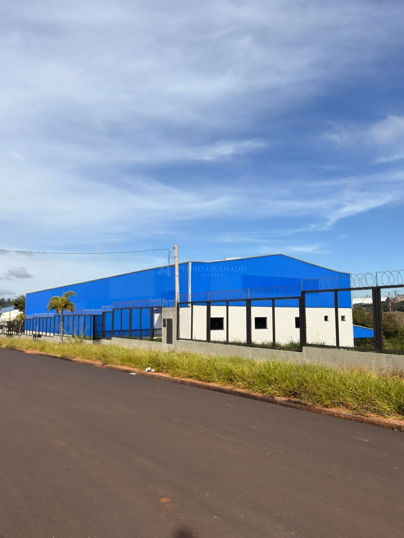 Edifício para alugar em Cidade Industrial, Maringá — Portal Chave Fácil