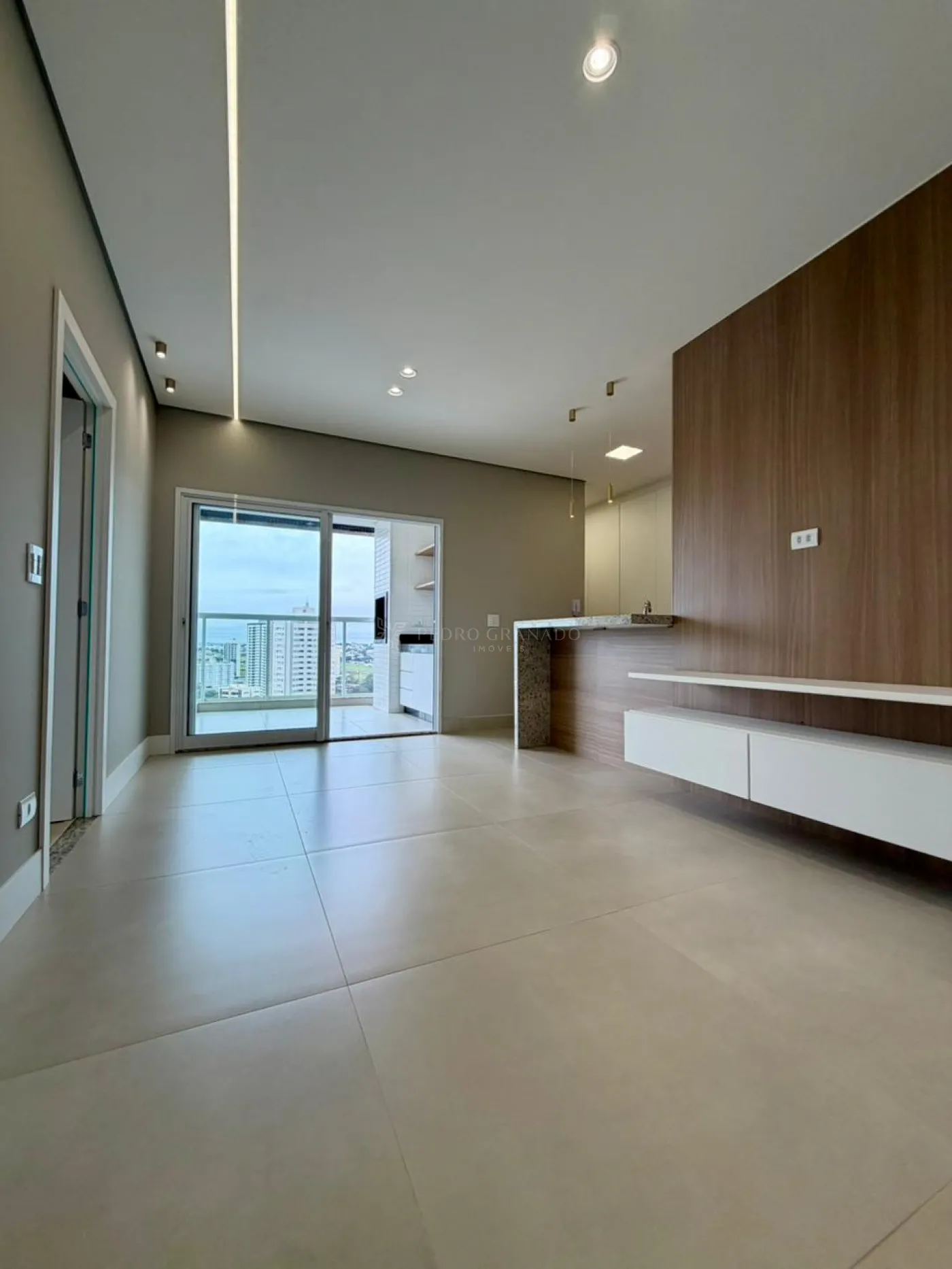 Apartamento para alugar em Vila Bosque, Maringá — Portal Chave Fácil