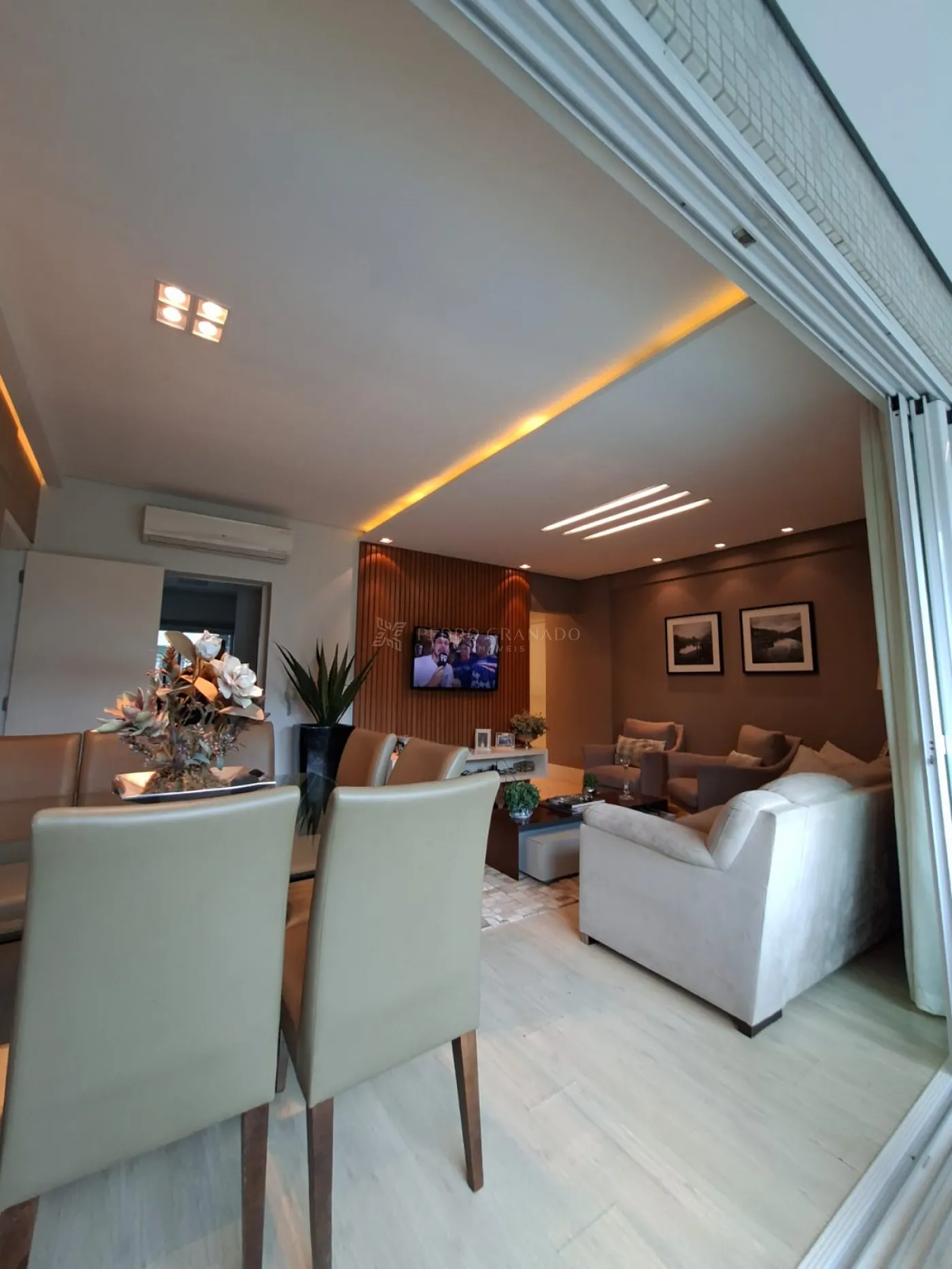 Apartamento à venda em Jardim Tabaete, Maringá — Portal Chave Fácil