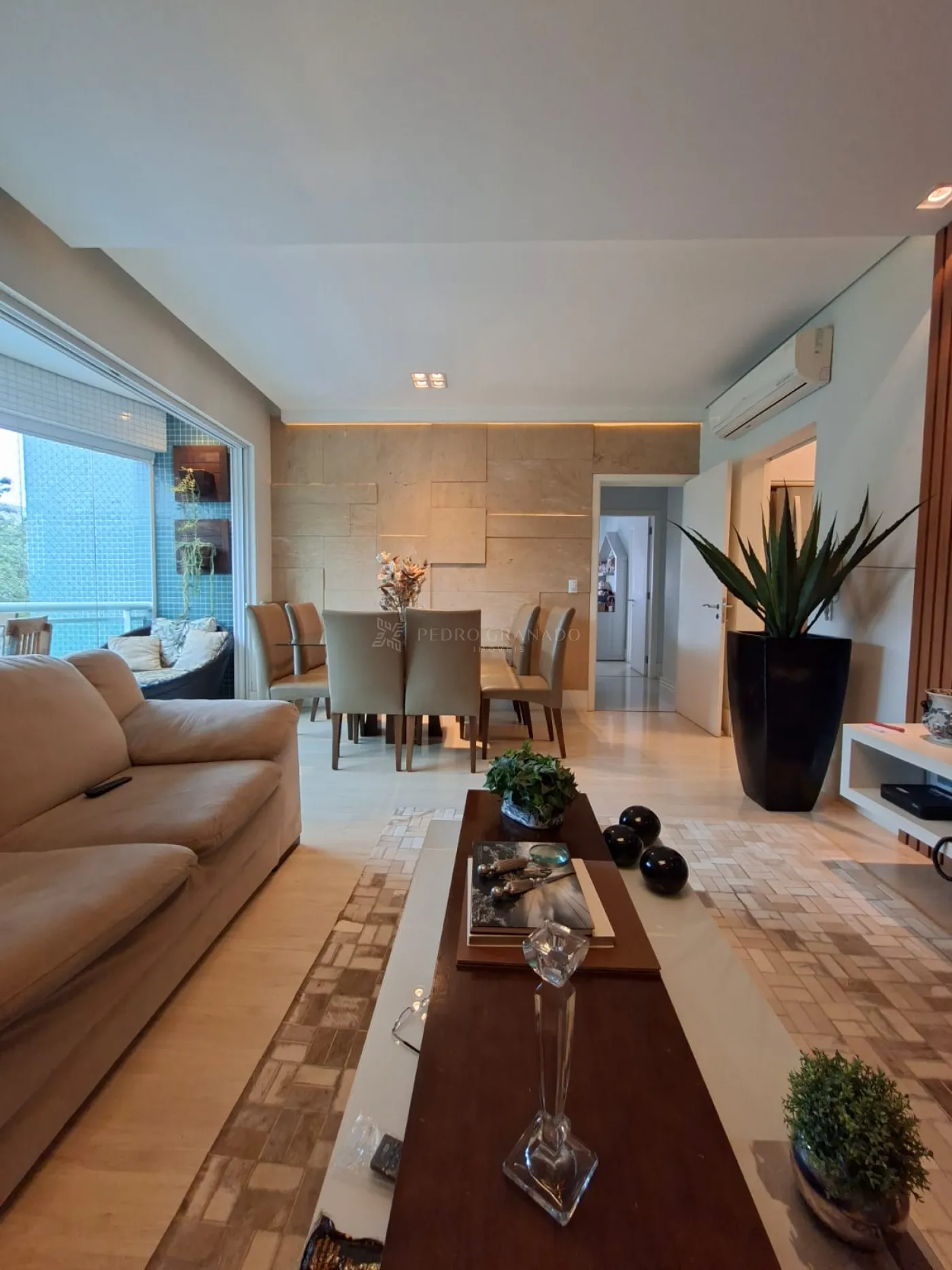 Apartamento à venda em Jardim Tabaete, Maringá — Portal Chave Fácil