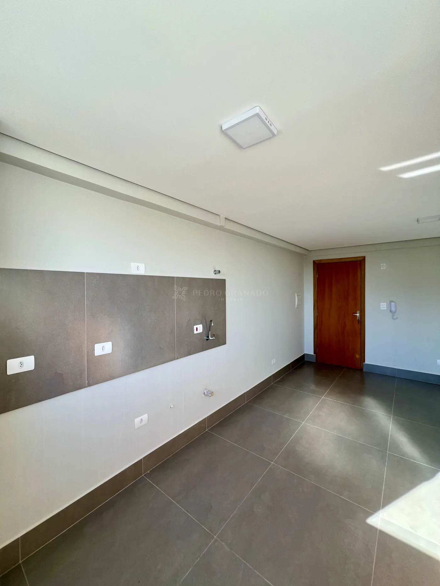 Kitnet para alugar em Jardim Alvorada, Maringá — Portal Chave Fácil