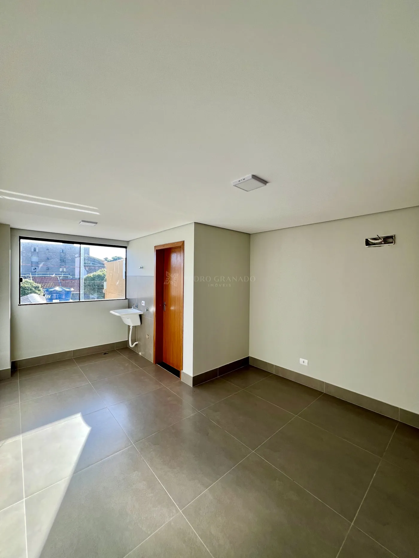 Kitnet para alugar em Jardim Alvorada, Maringá — Portal Chave Fácil