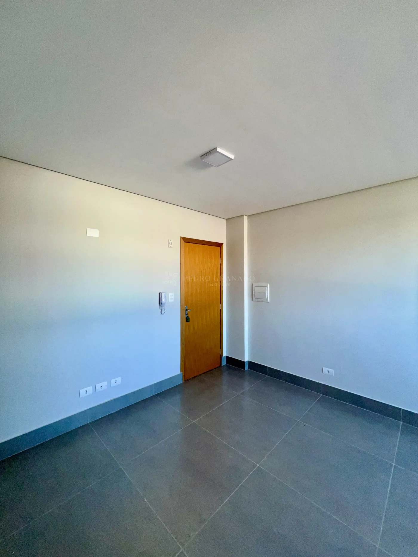 Kitnet para alugar em Jardim Alvorada, Maringá — Portal Chave Fácil