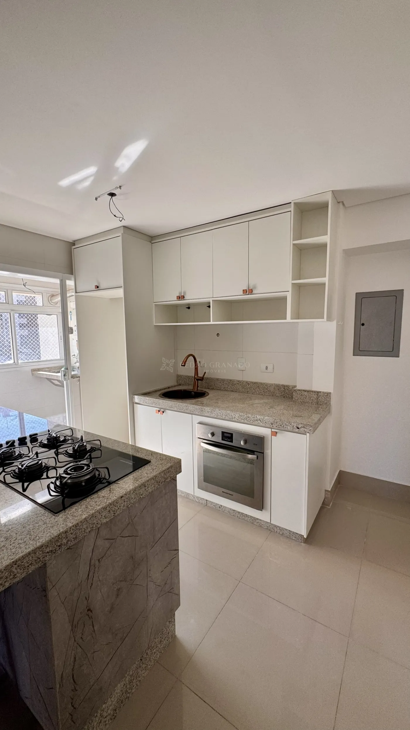 Apartamento para alugar em Zona 03, Maringá — Portal Chave Fácil