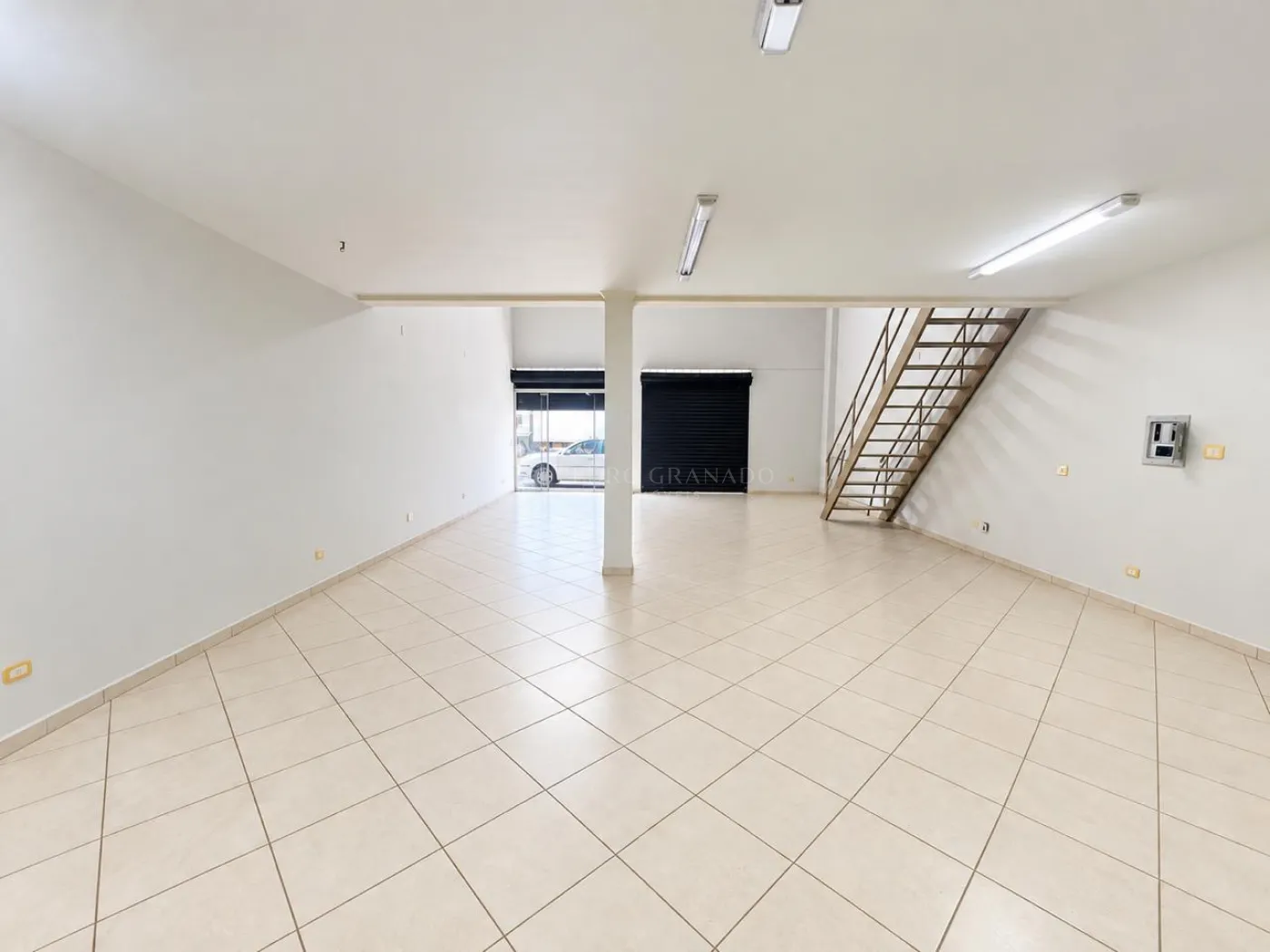 Prédio/Edifício para alugar em Jardim Santa Helena, Maringá — Portal Chave Fácil