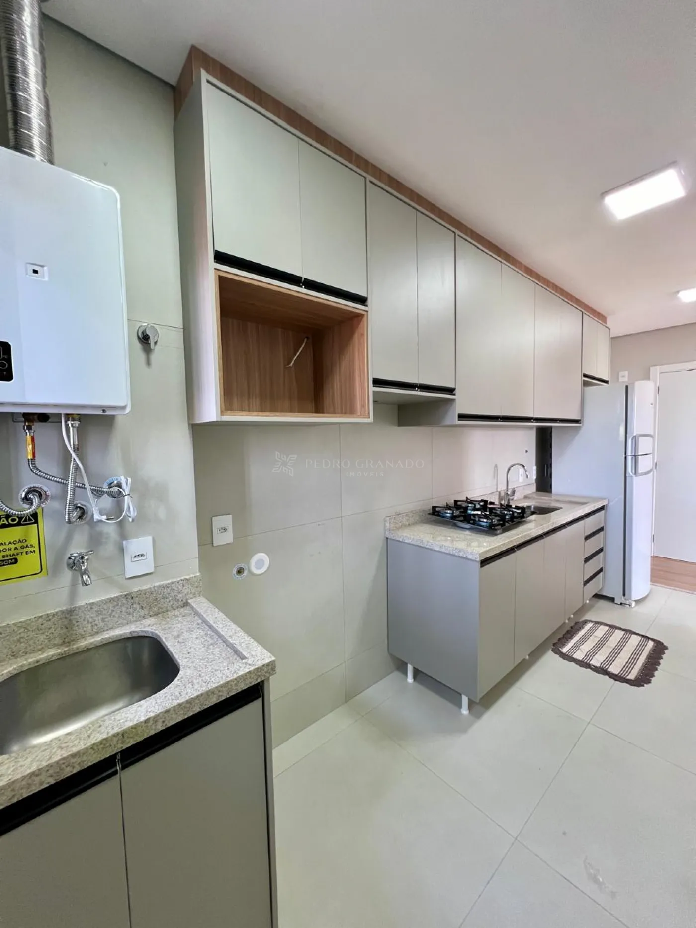 Apartamento para alugar em Zona 08, Maringá — Portal Chave Fácil