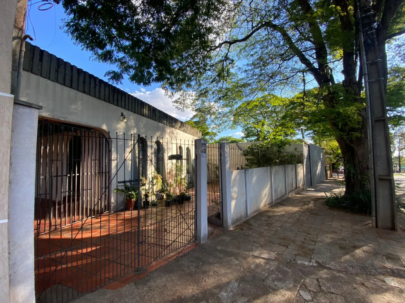 Terreno/Área à venda em Zona 06, Maringá — Portal Chave Fácil