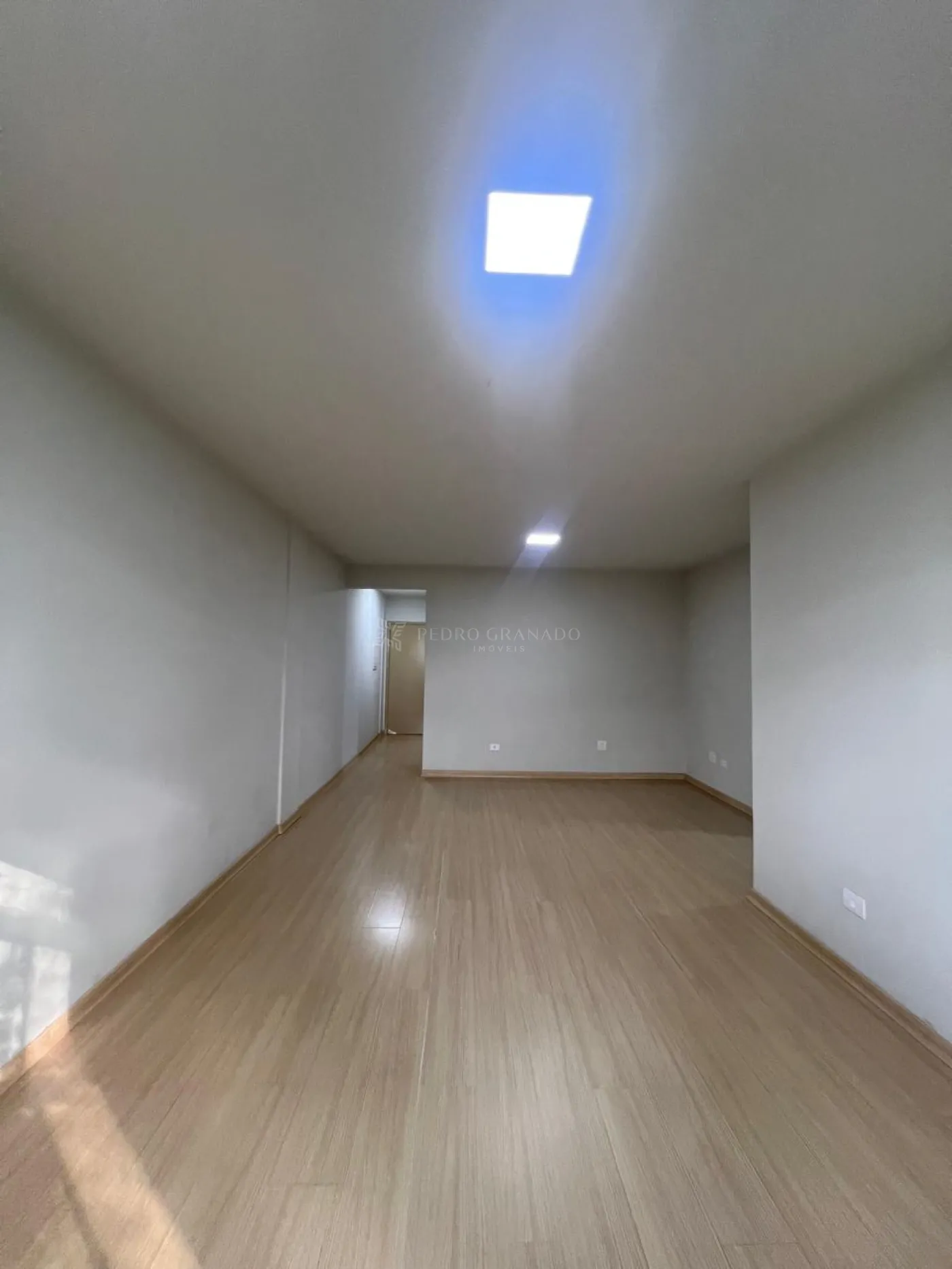 Apartamento para alugar em Zona 04, Maringá — Portal Chave Fácil