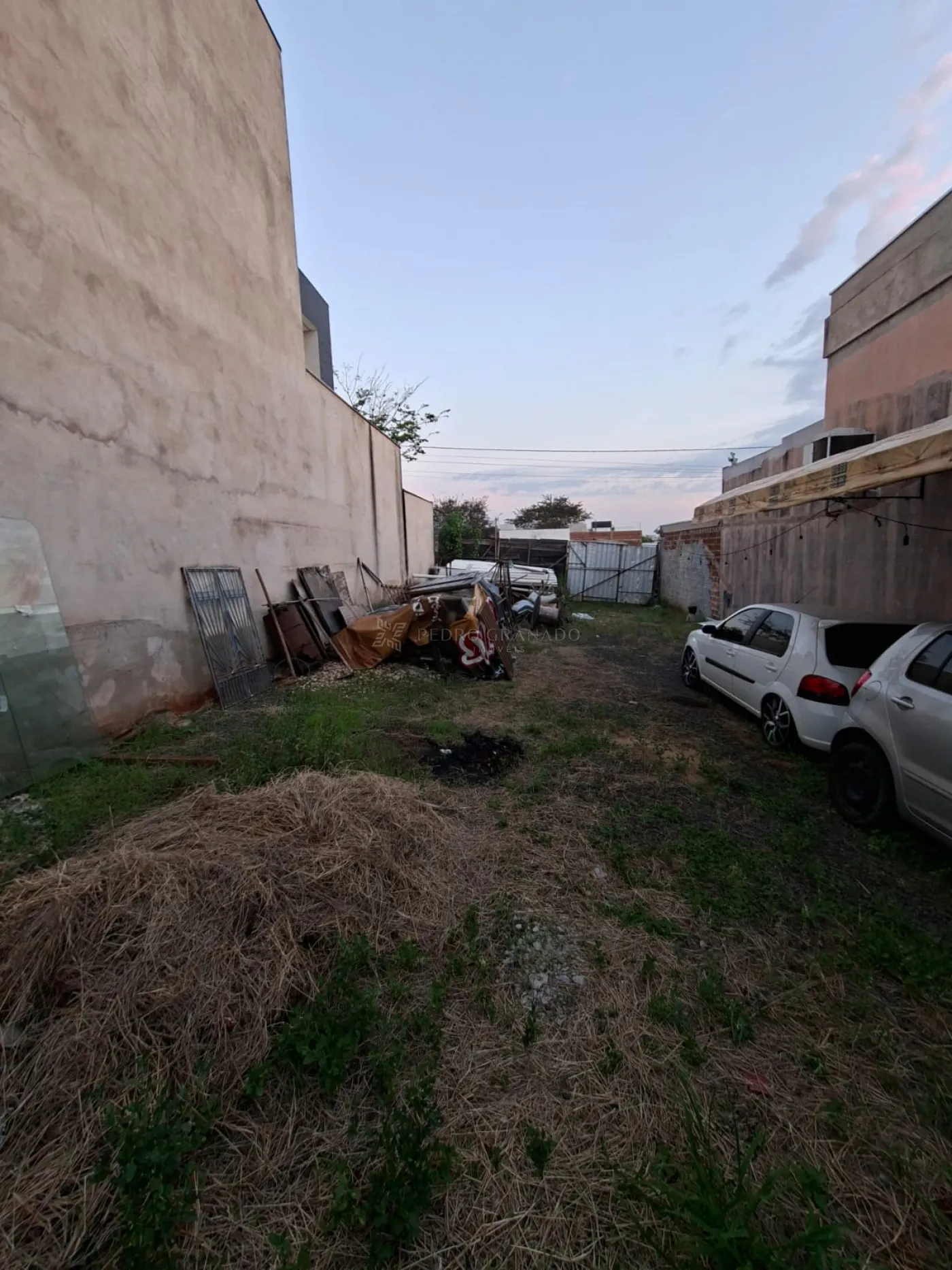 Terreno/Área comercial à venda em Jardim Espanha, Maringá — Portal Chave Fácil