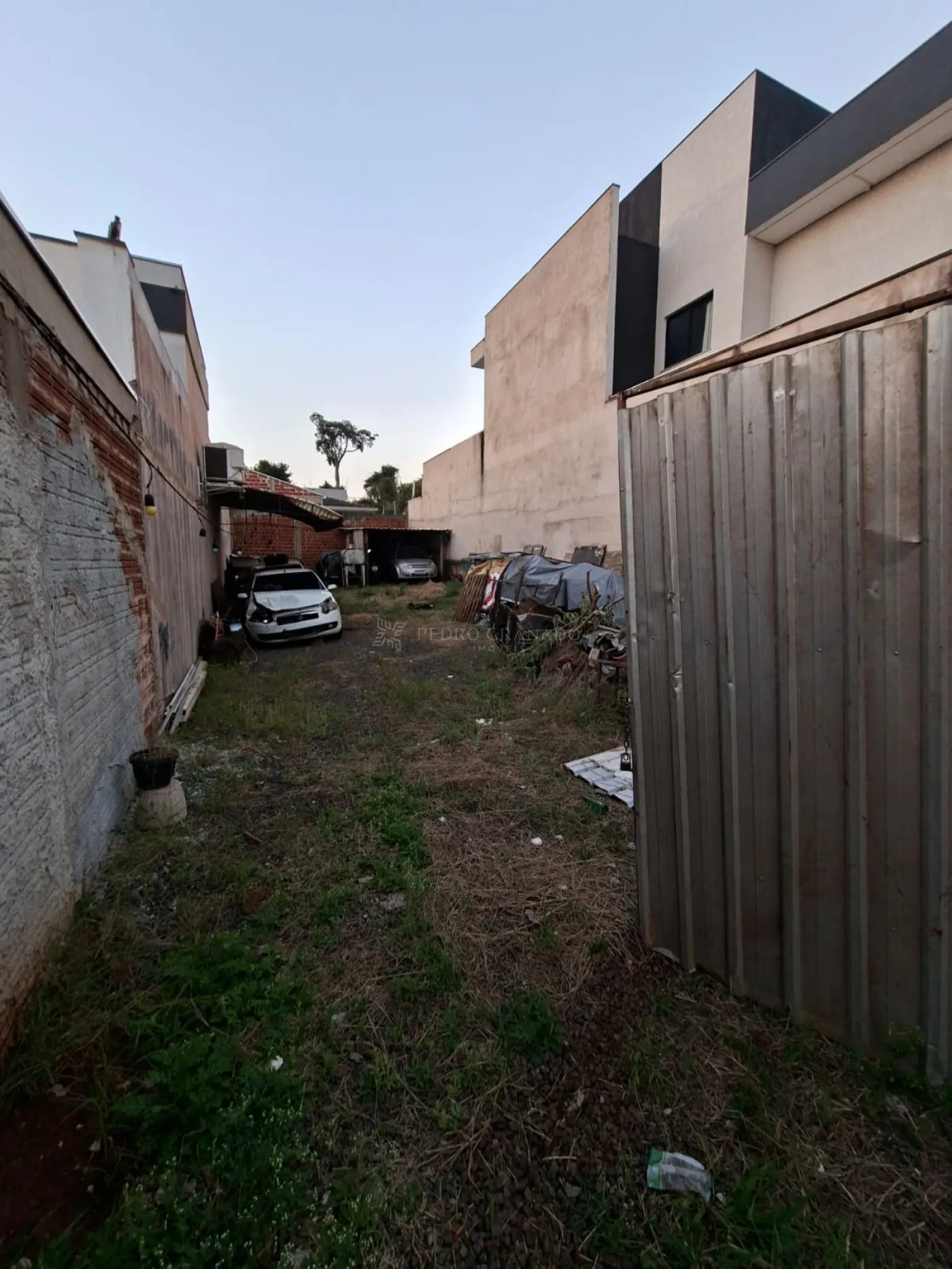 Terreno/Área comercial à venda em Jardim Espanha, Maringá — Portal Chave Fácil