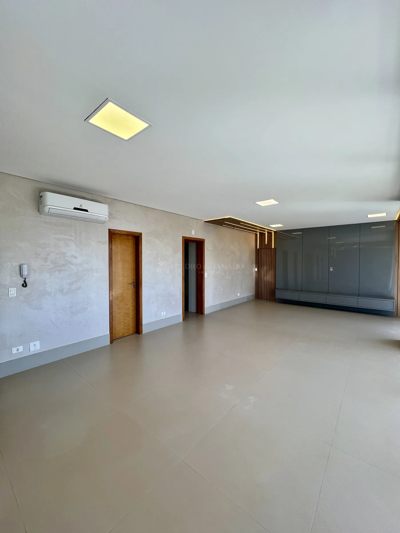 Apartamento para alugar em Zona 01, Maringá — Portal Chave Fácil