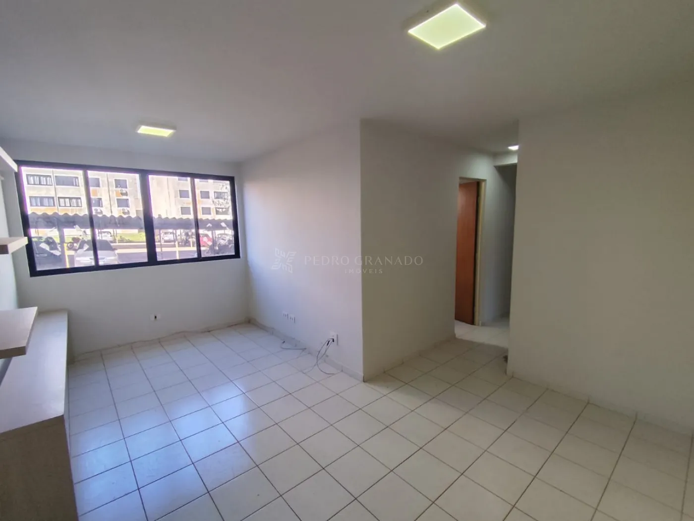 Apartamento para alugar em Zona 08, Maringá — Portal Chave Fácil