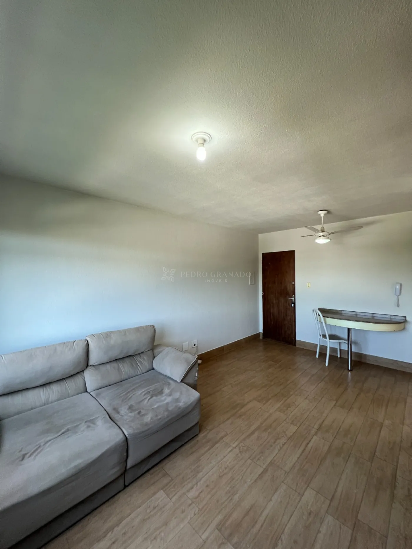 Apartamento para alugar em Jardim Tropical, Maringá — Portal Chave Fácil