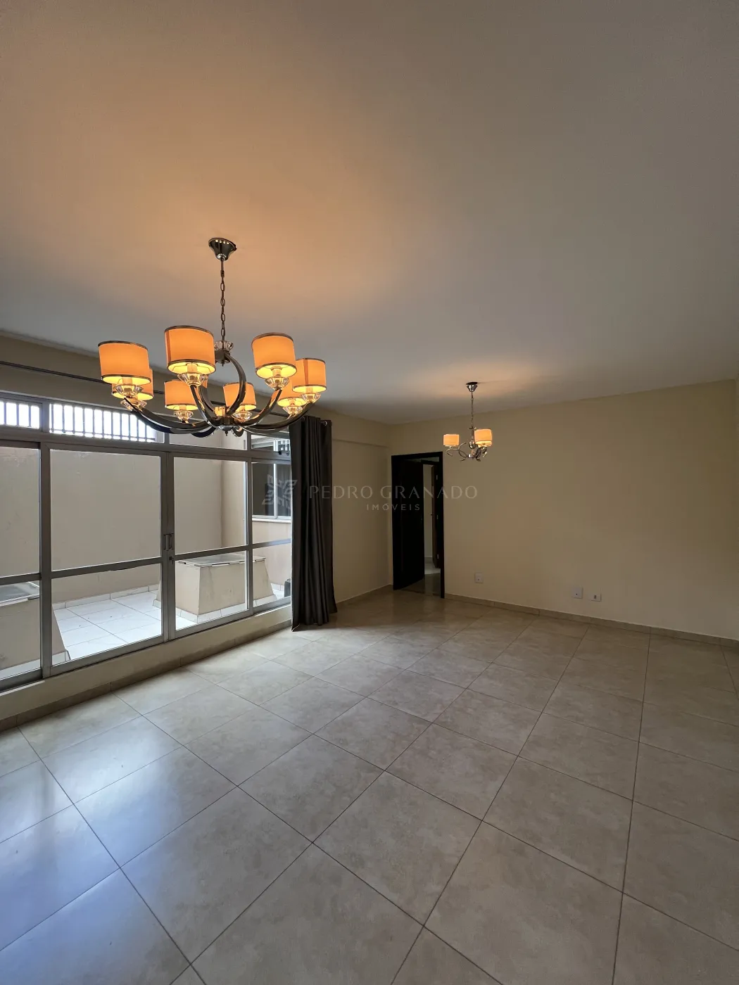 Apartamento para alugar em Zona 04, Maringá — Portal Chave Fácil