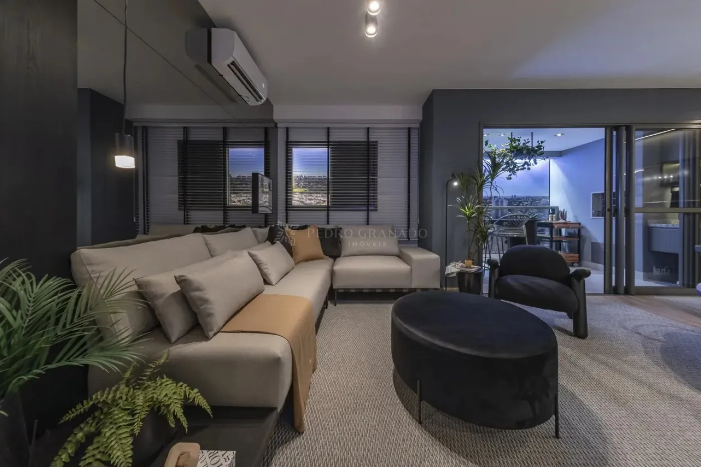 Apartamento à venda em Zona 08, Maringá — Portal Chave Fácil