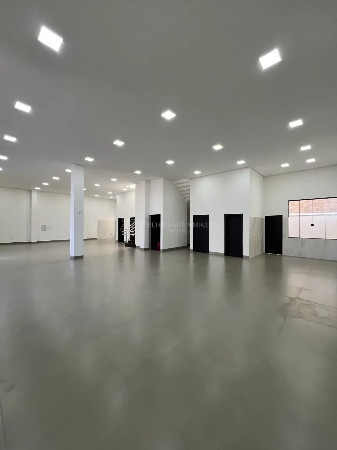 Prédio/Edifício para alugar em Jardim Cidade Monções, Maringá — Portal Chave Fácil