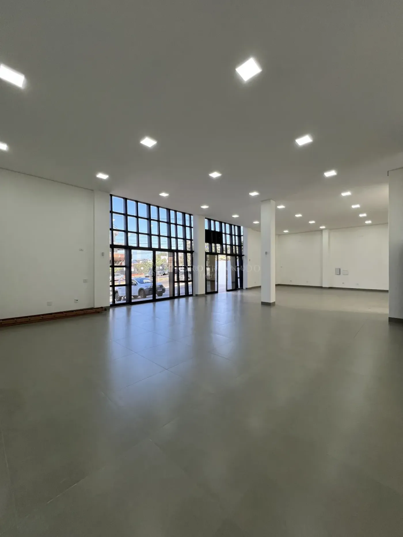 Prédio/Edifício para alugar em Jardim Cidade Monções, Maringá — Portal Chave Fácil