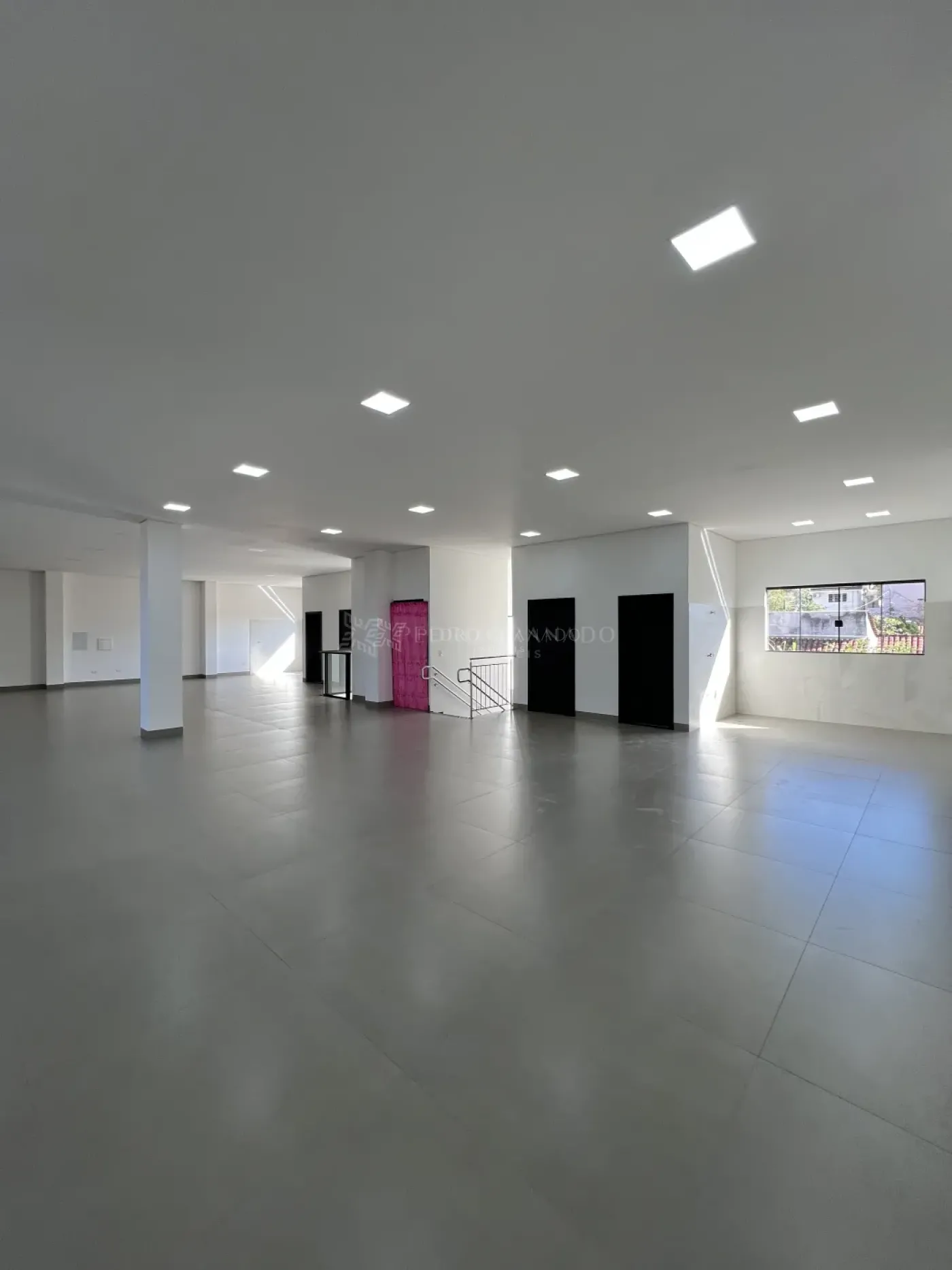 Prédio/Edifício para alugar em Jardim Cidade Monções, Maringá — Portal Chave Fácil
