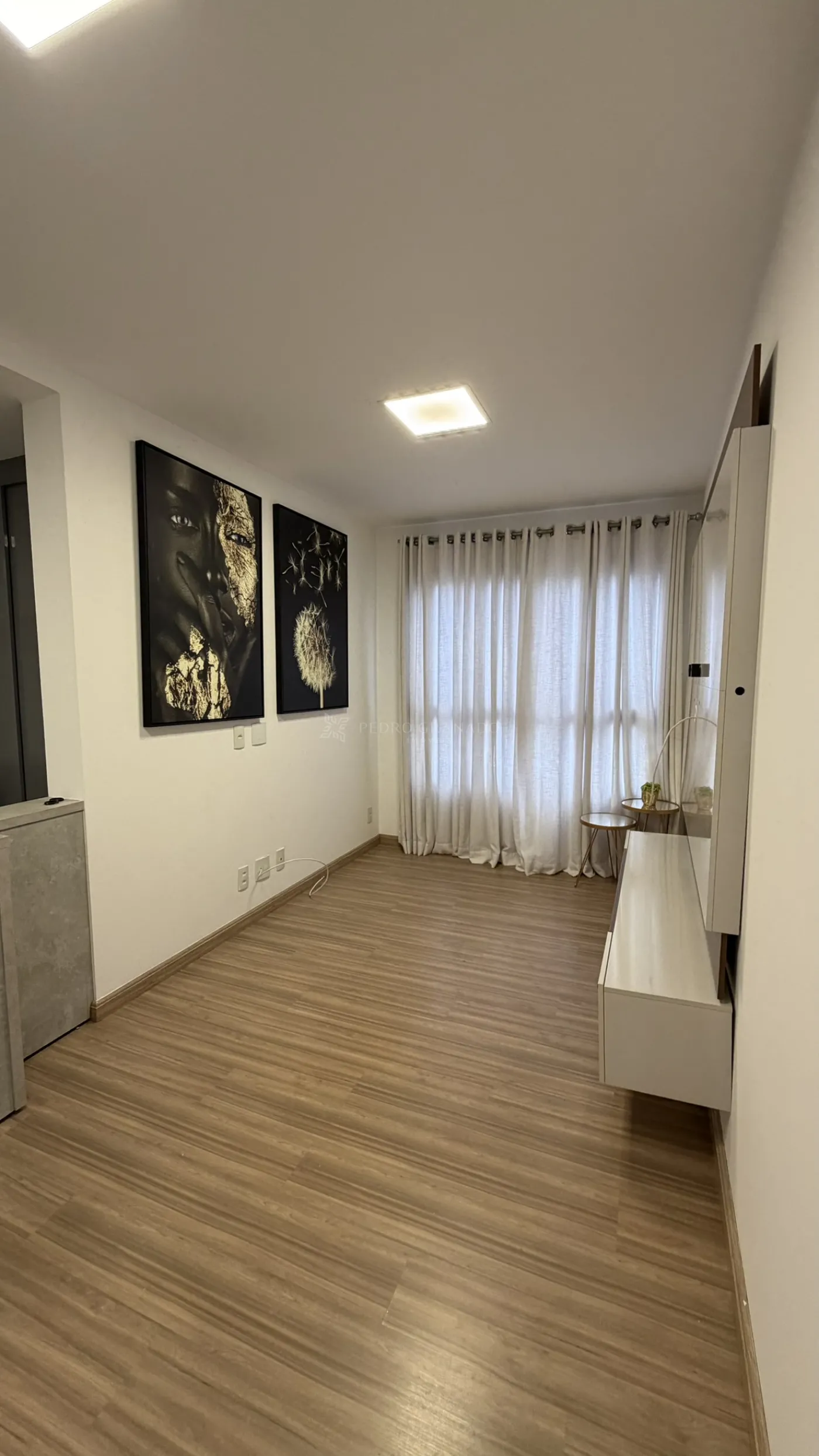 Apartamento para alugar em Zona 08, Maringá — Portal Chave Fácil