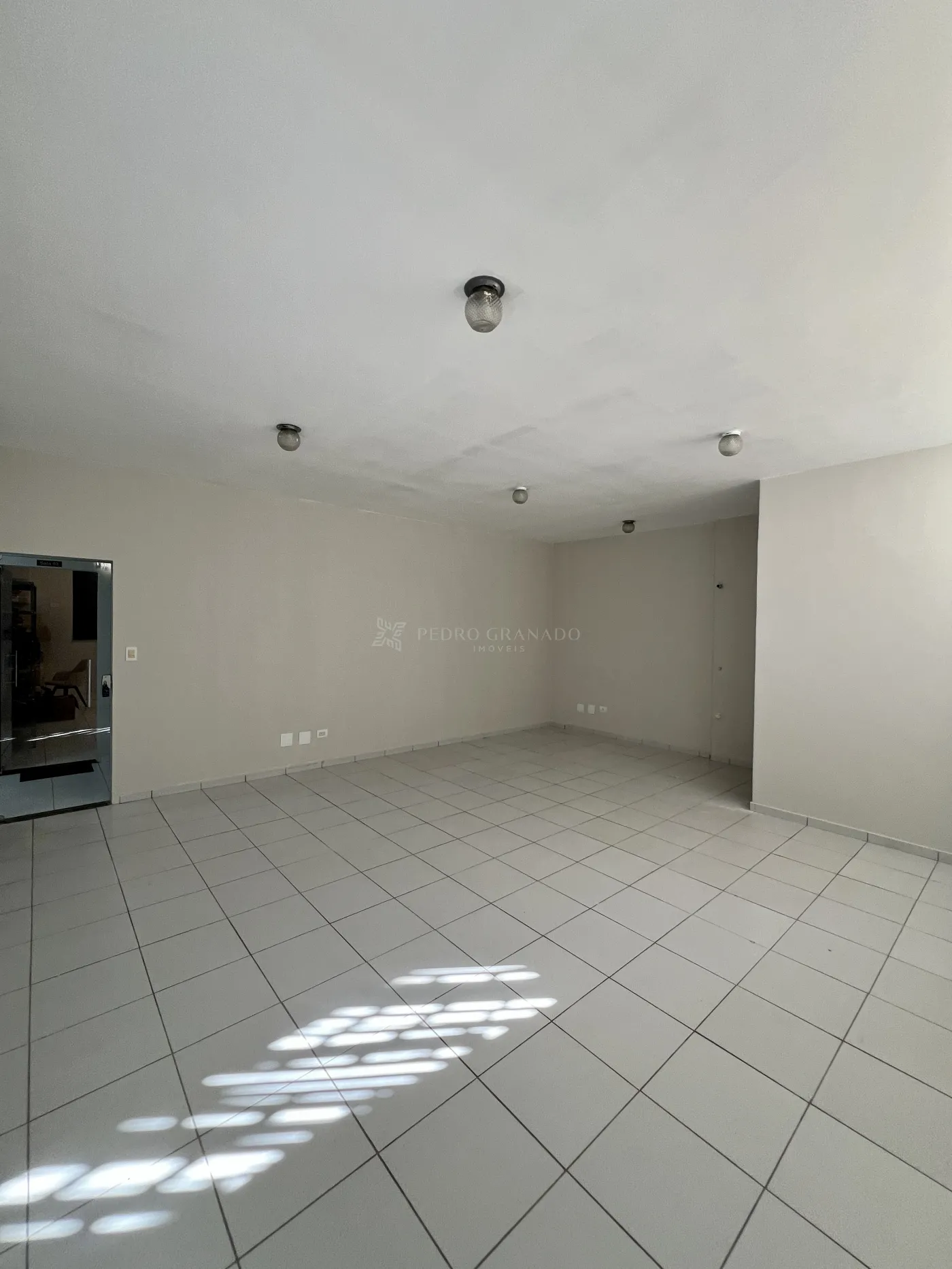 Edifício para alugar em Zona 07, Maringá — Portal Chave Fácil