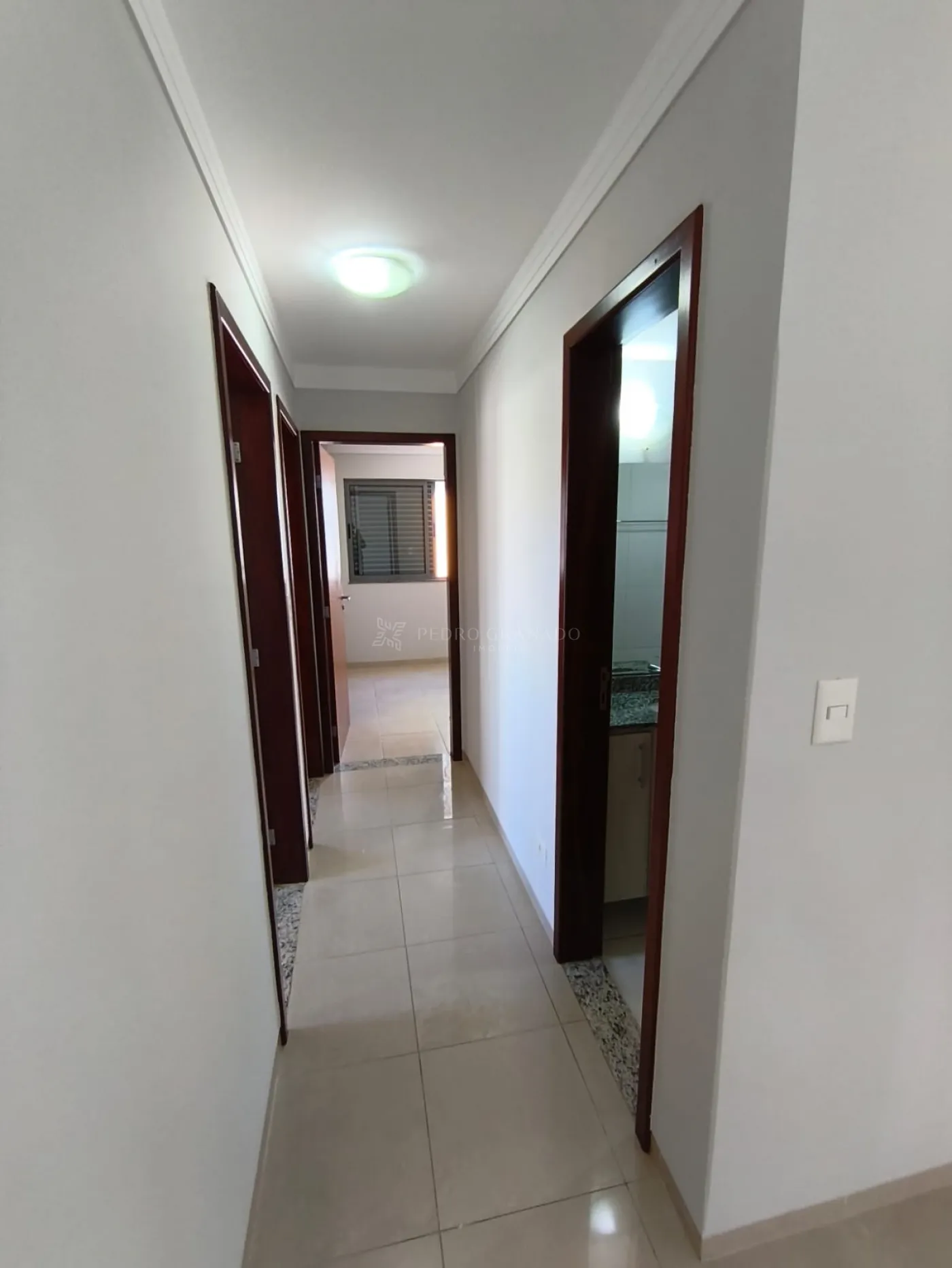 Apartamento à venda em Zona 03, Maringá — Portal Chave Fácil